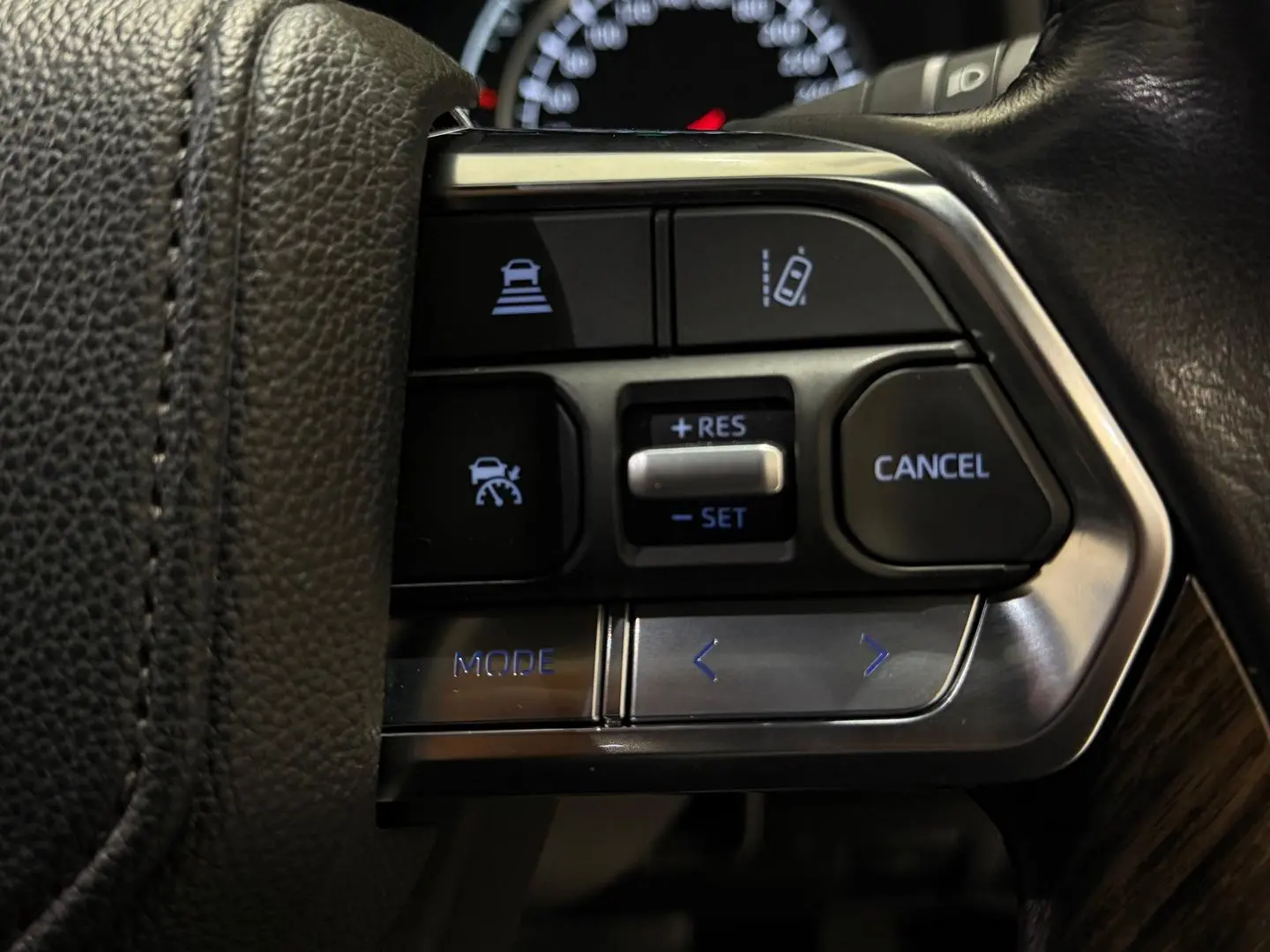 2022 Toyota Landcruiser Gallery Image 27