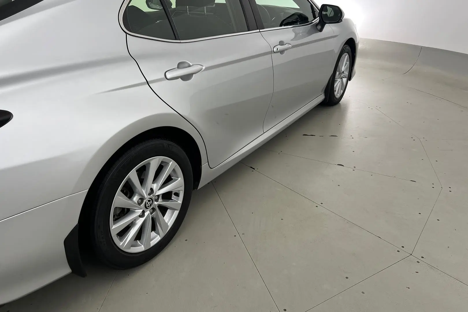2022 Toyota Camry Gallery Image 5