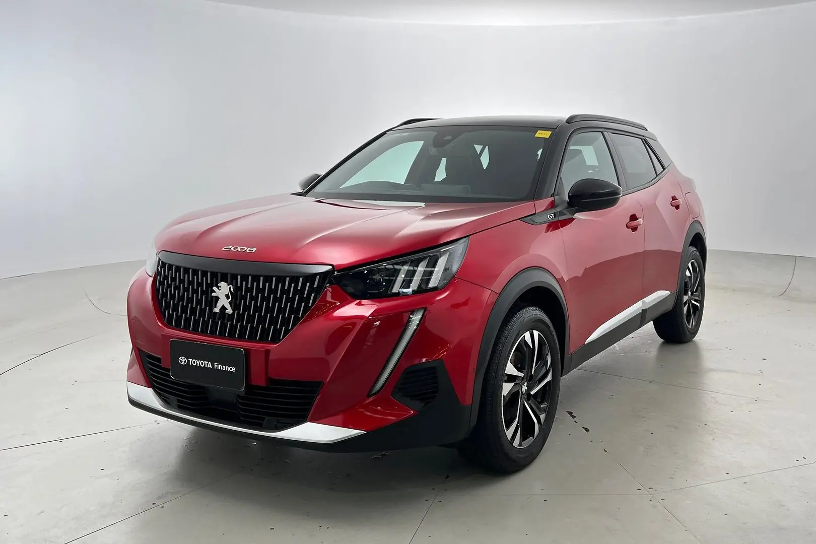 2023 Peugeot 2008 Gallery Image 9