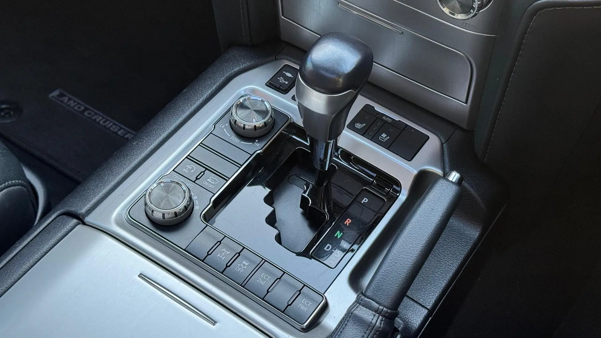 2020 Toyota Landcruiser Gallery Image 36