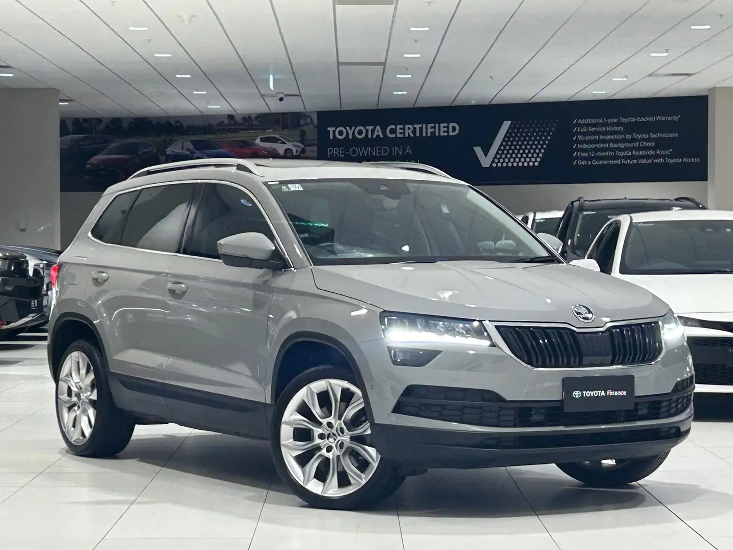 2021 SKODA Karoq Gallery Image 1