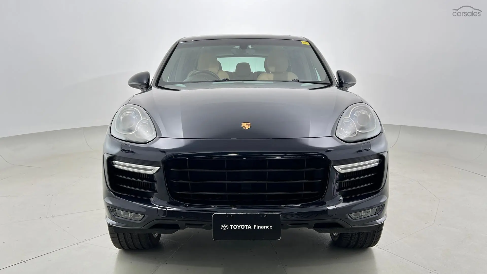 2015 Porsche Cayenne Image 10