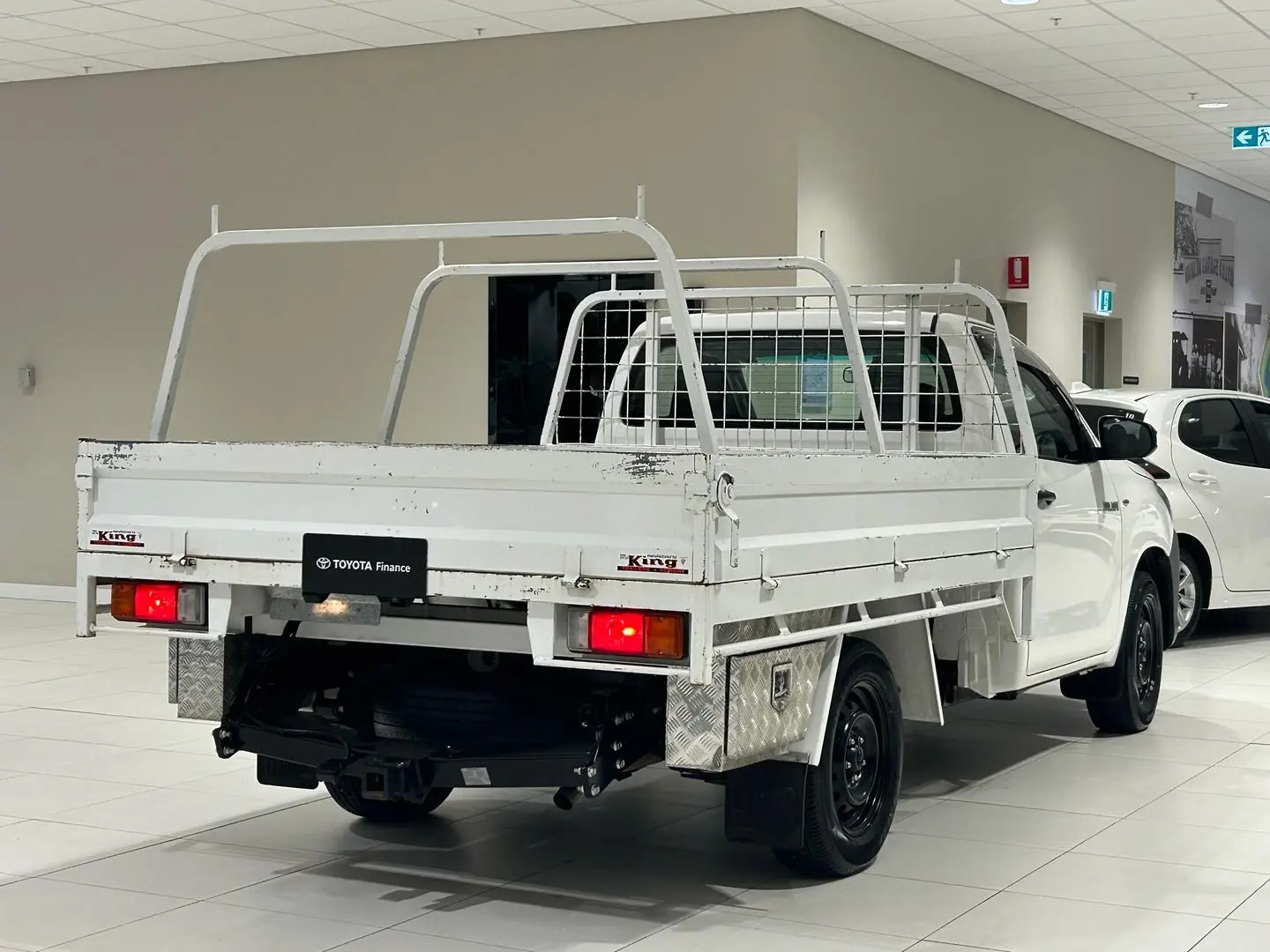 2016 Toyota Hilux Gallery Image 10