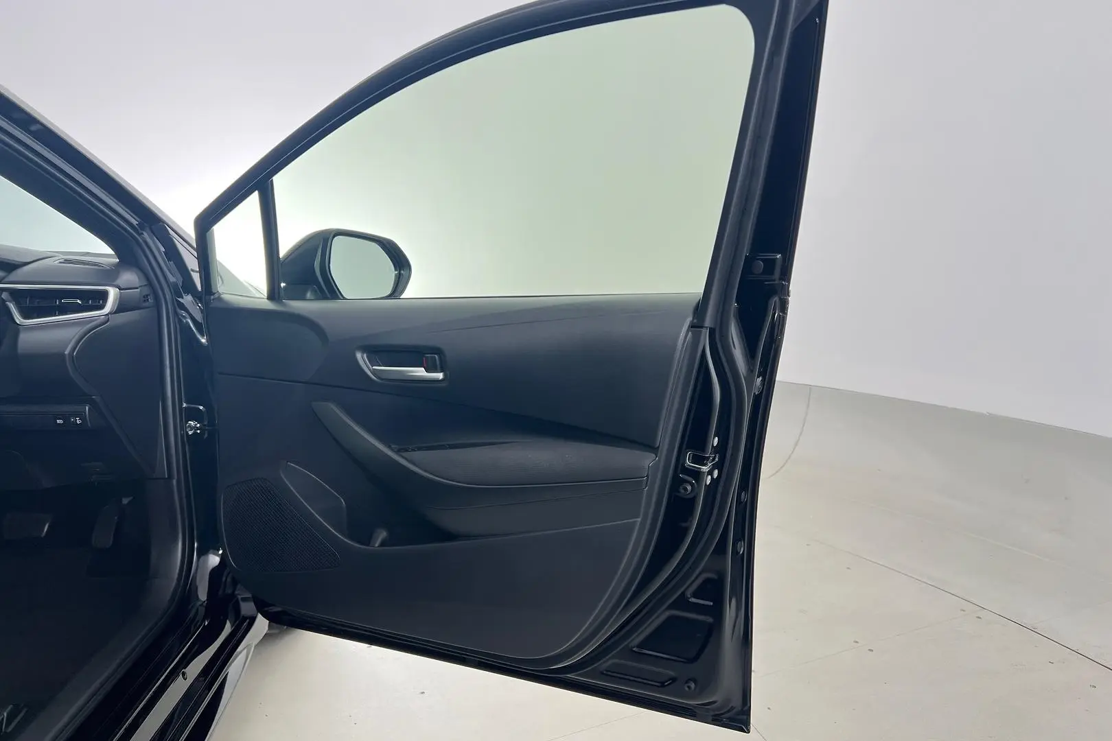 2024 Toyota Corolla Gallery Image 11