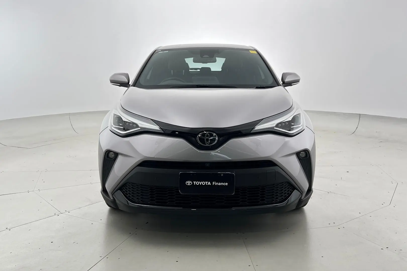 2023 Toyota C-HR Gallery Image 10
