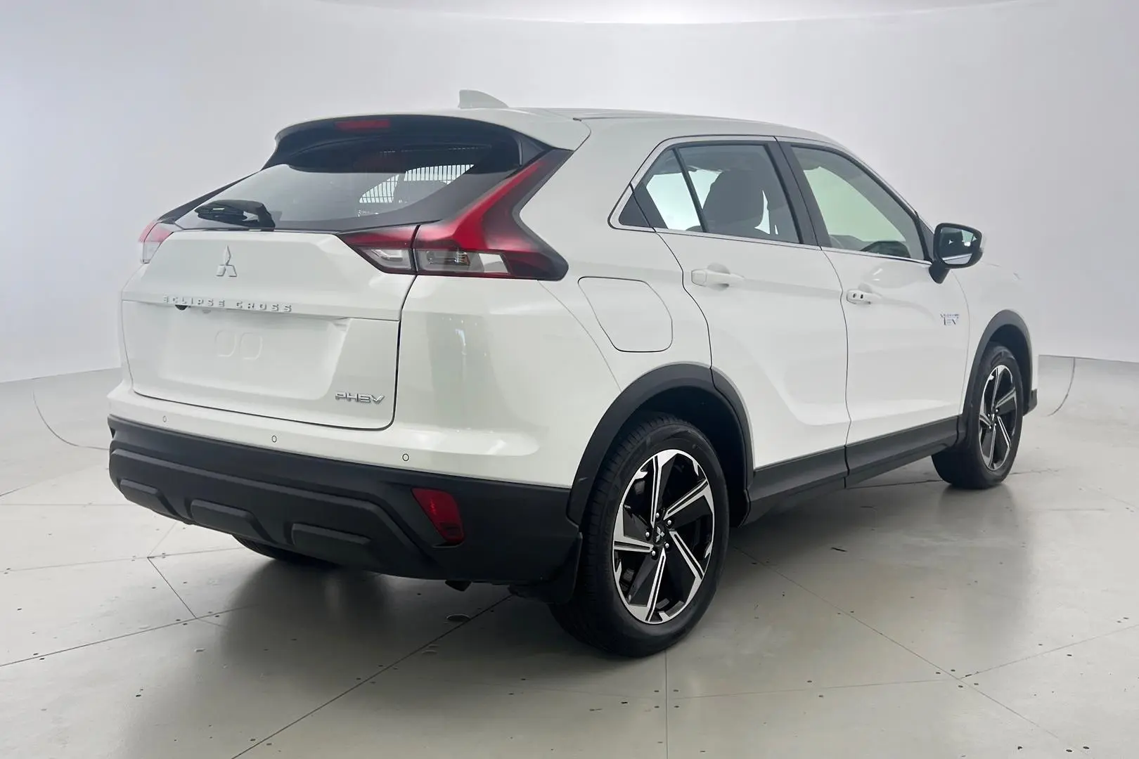 2023 Mitsubishi Eclipse Cross Gallery Image 4