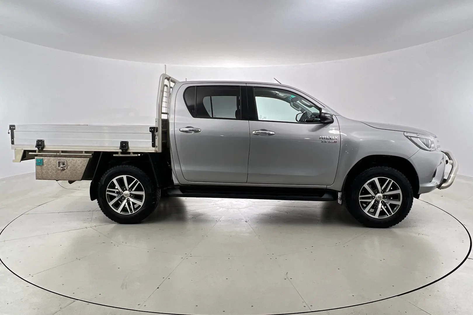 2018 Toyota Hilux Gallery Image 5