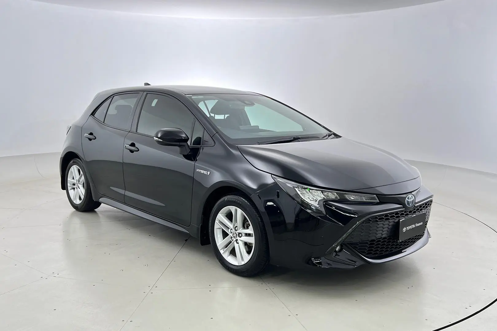 2019 Toyota Corolla Image 1