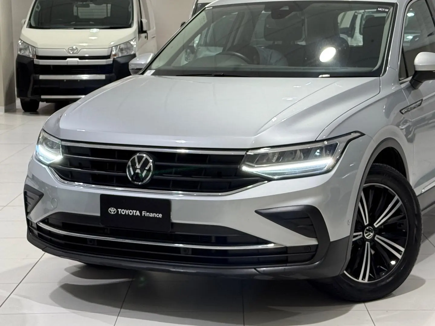 2023 Volkswagen Tiguan Gallery Image 7