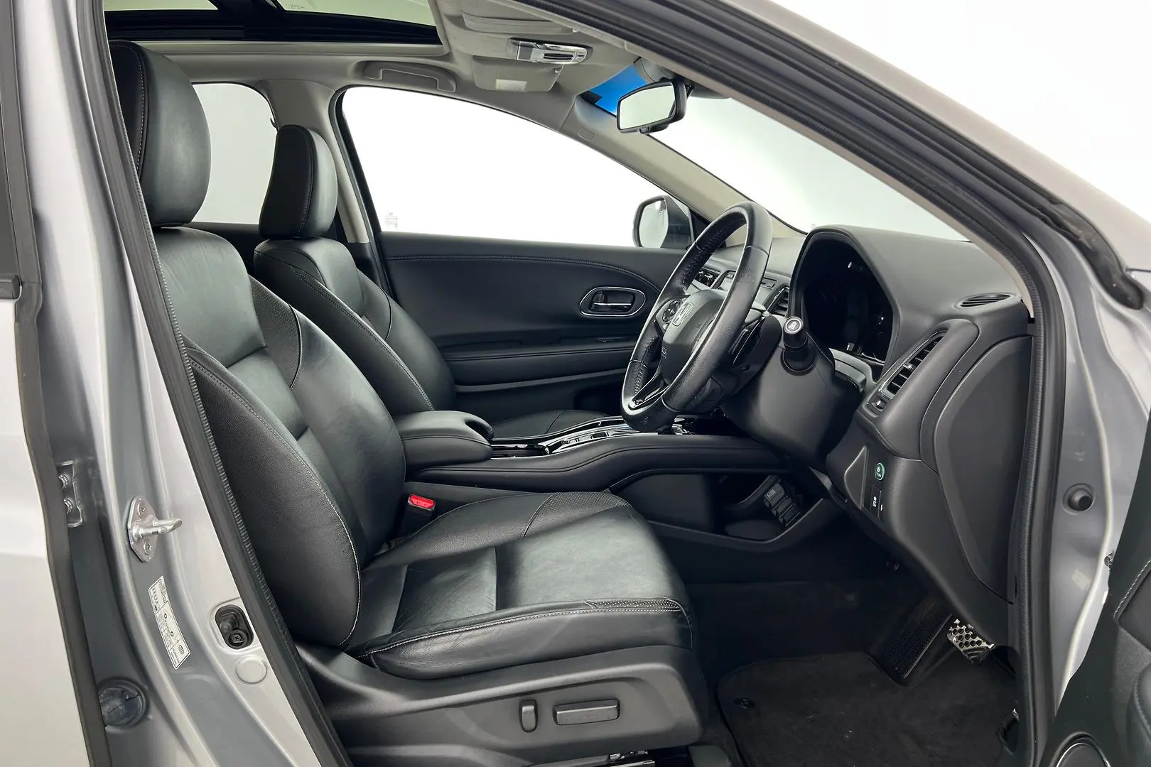2016 Honda HR-V Gallery Image 11