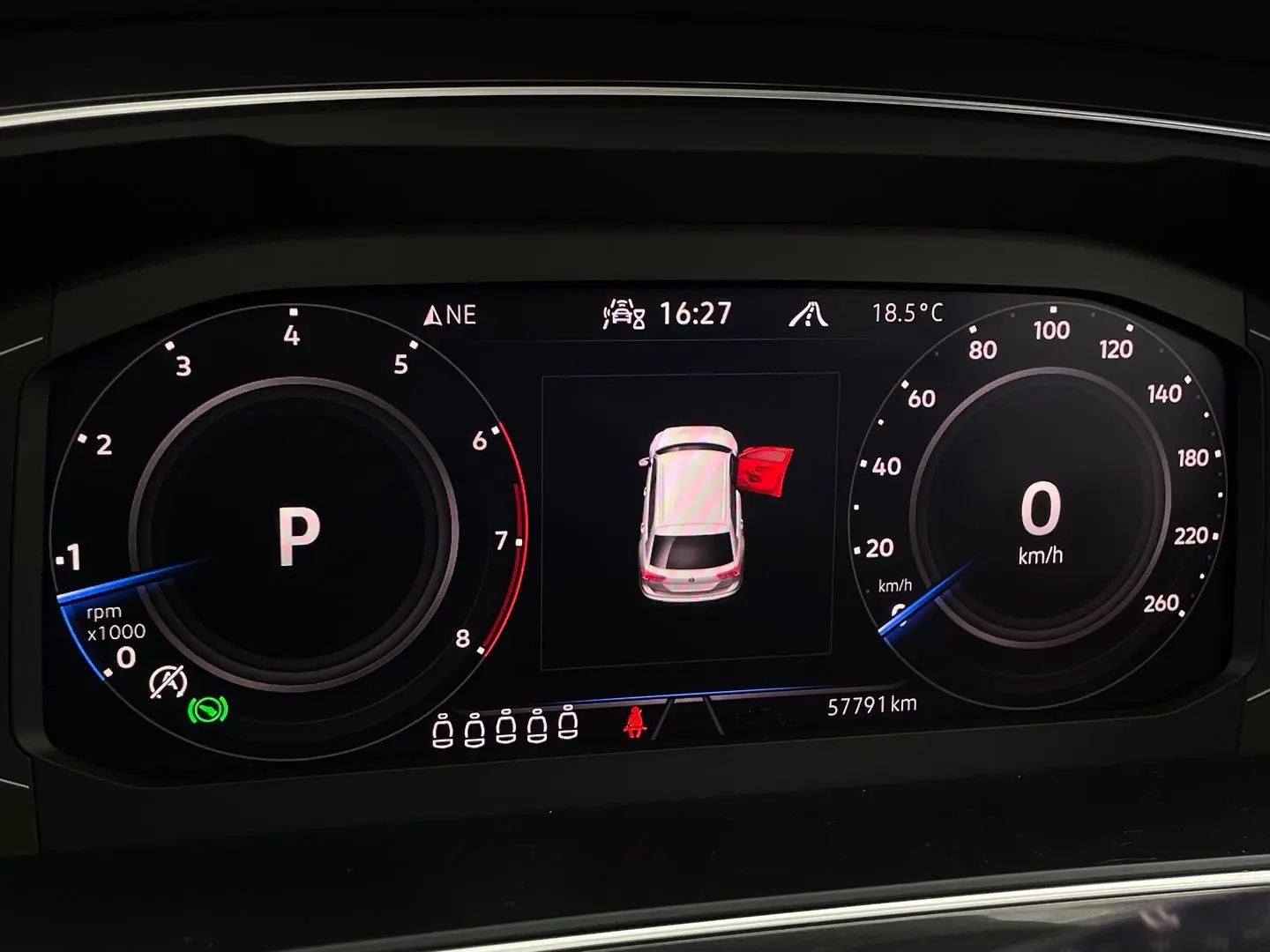 2021 Volkswagen Tiguan Gallery Image 18