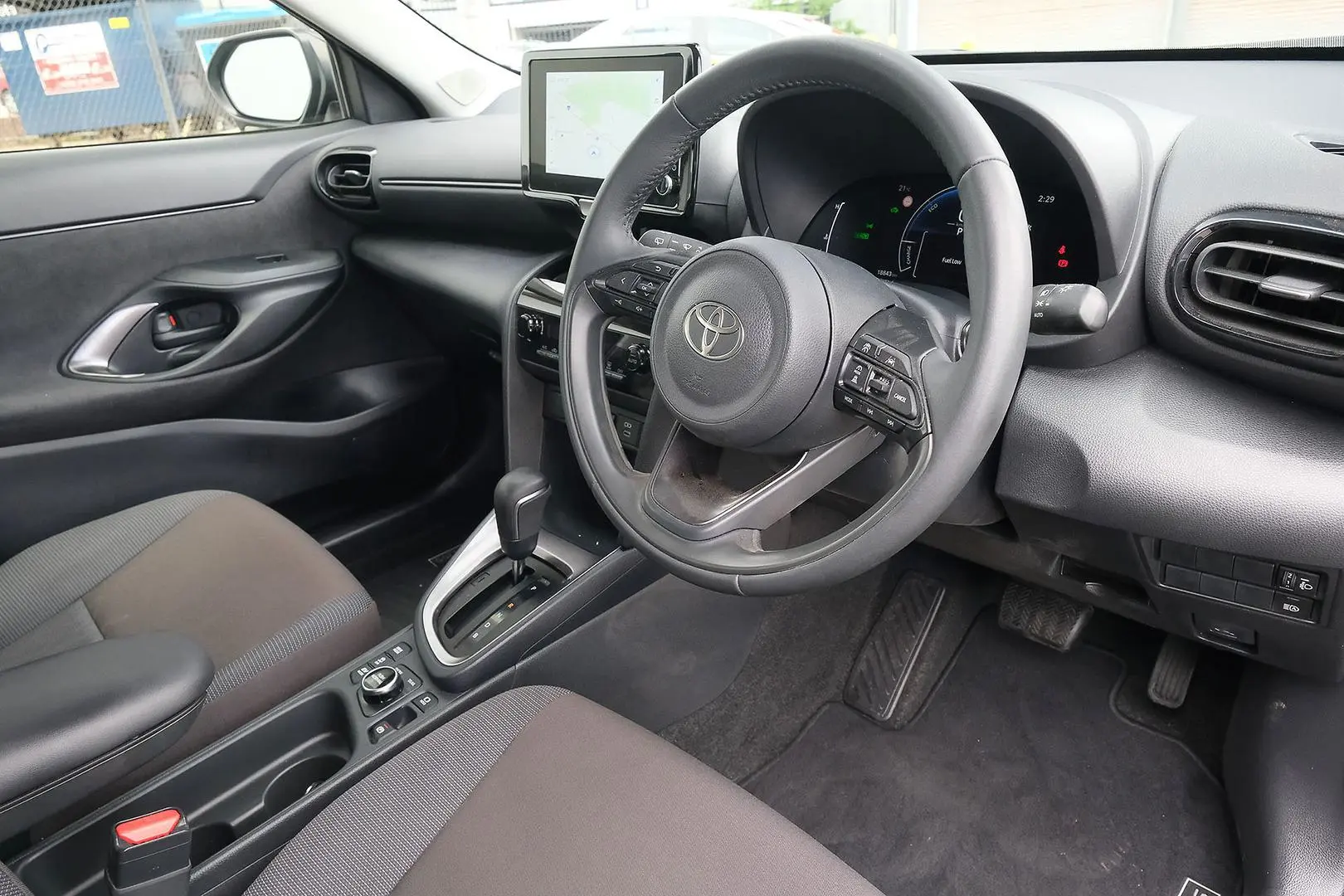 2024 Toyota Yaris Cross Gallery Image 7