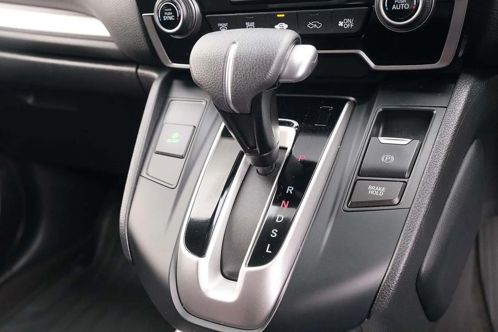 2019 Honda CR-V Gallery Image 18