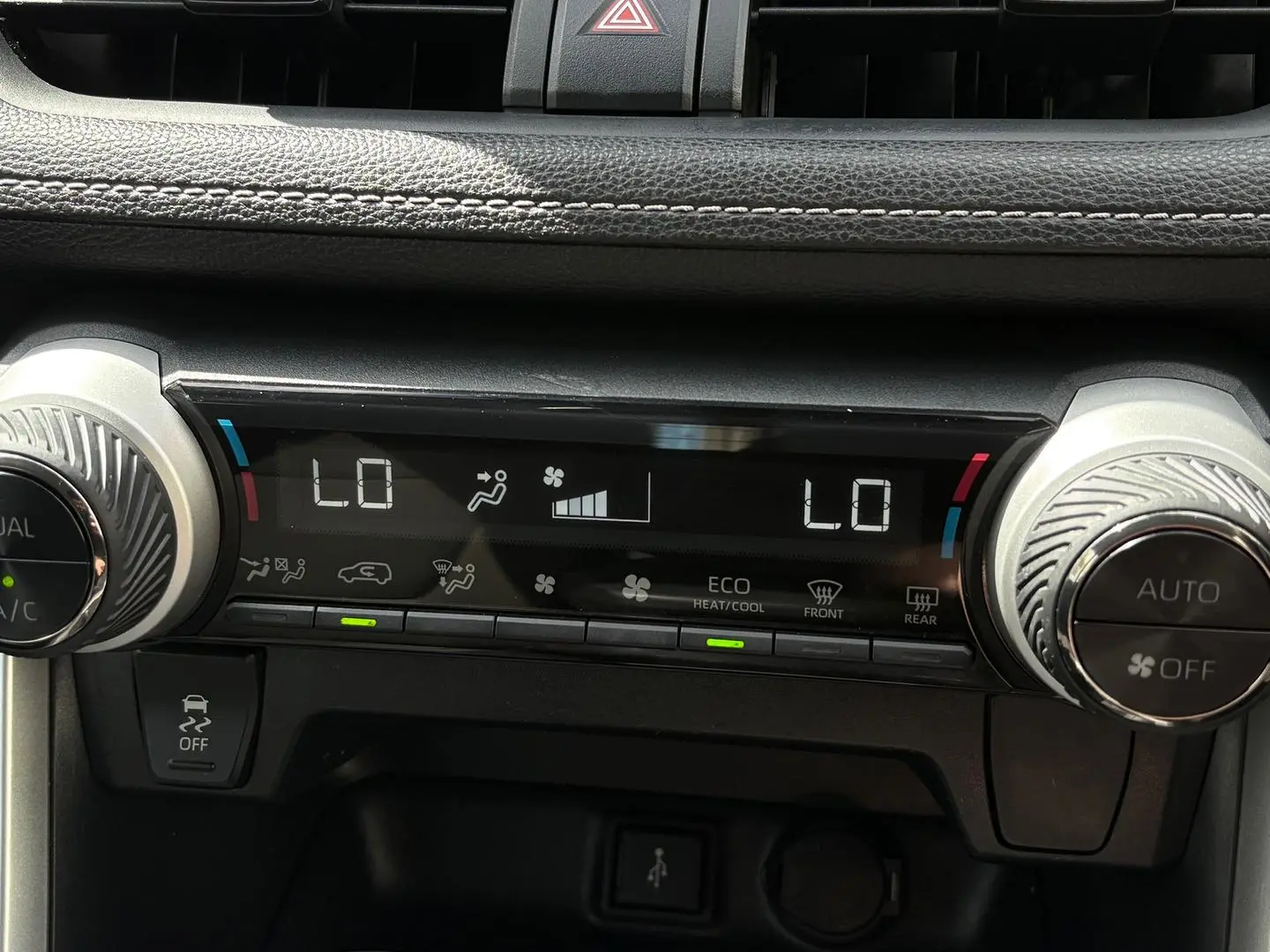 2022 Toyota RAV4 Gallery Image 18