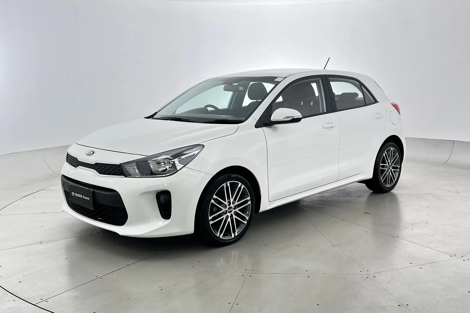 2019 Kia Rio Image 8