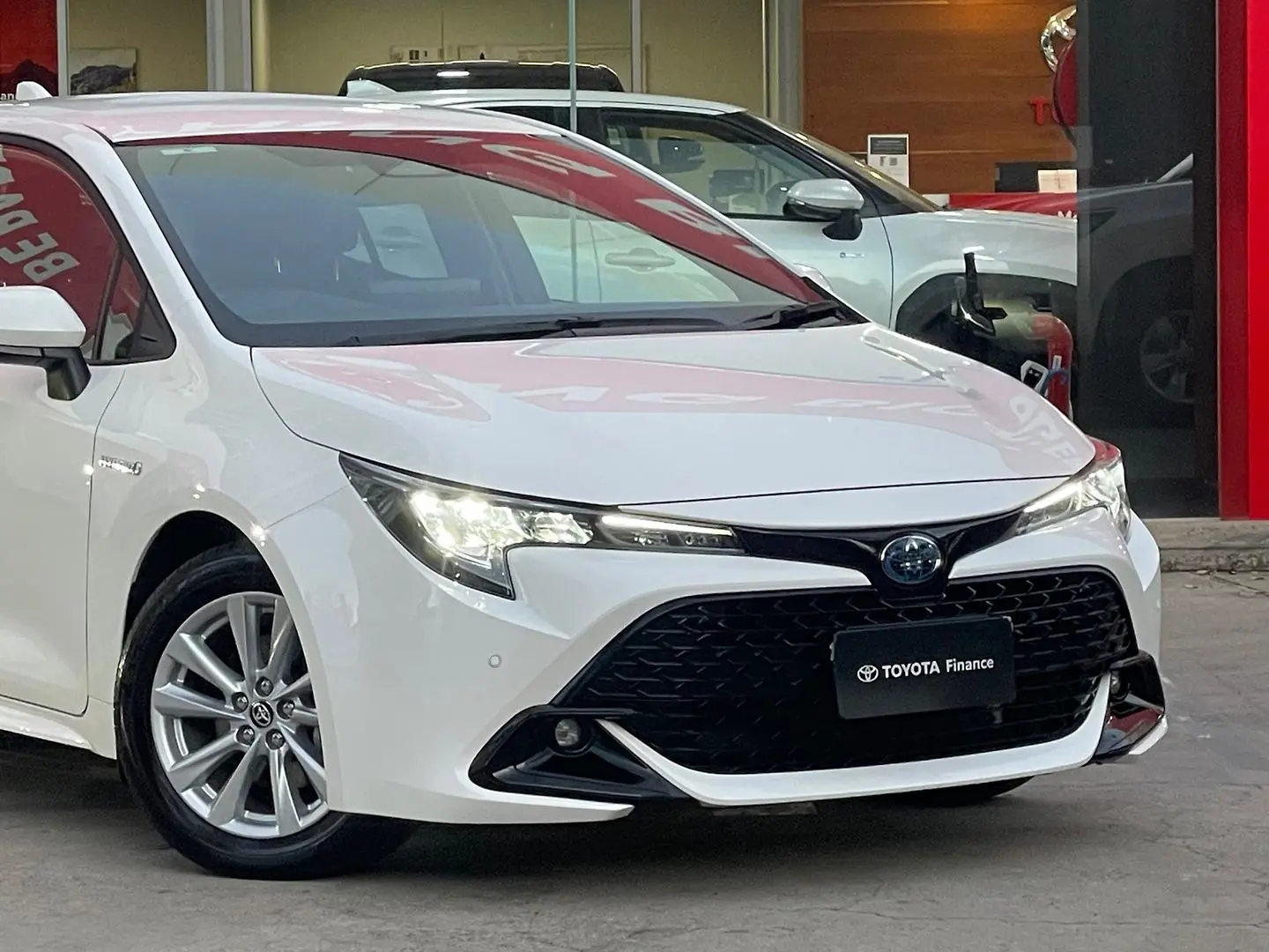 2024 Toyota Corolla Gallery Image 2