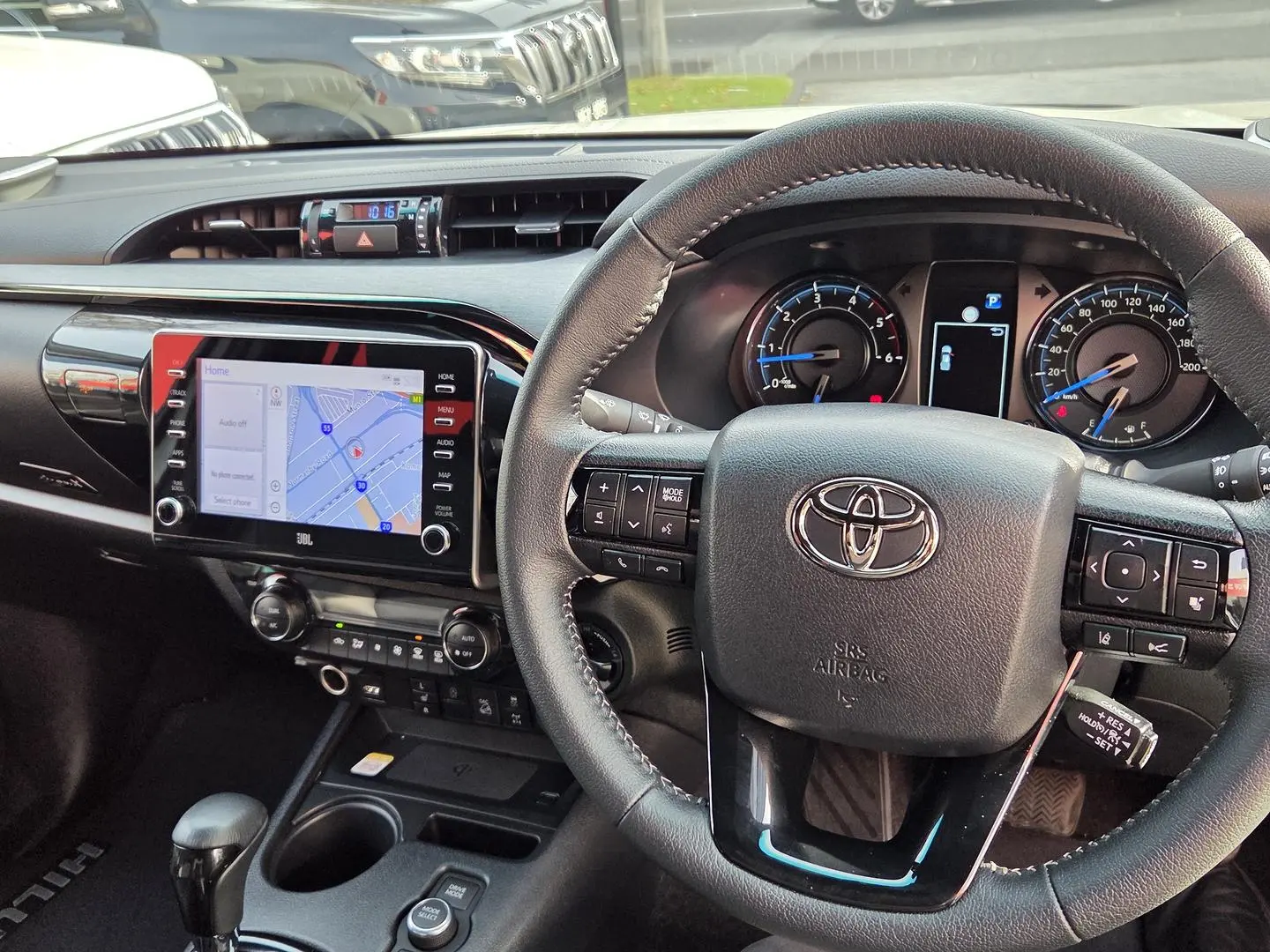 2024 Toyota Hilux Gallery Image 24