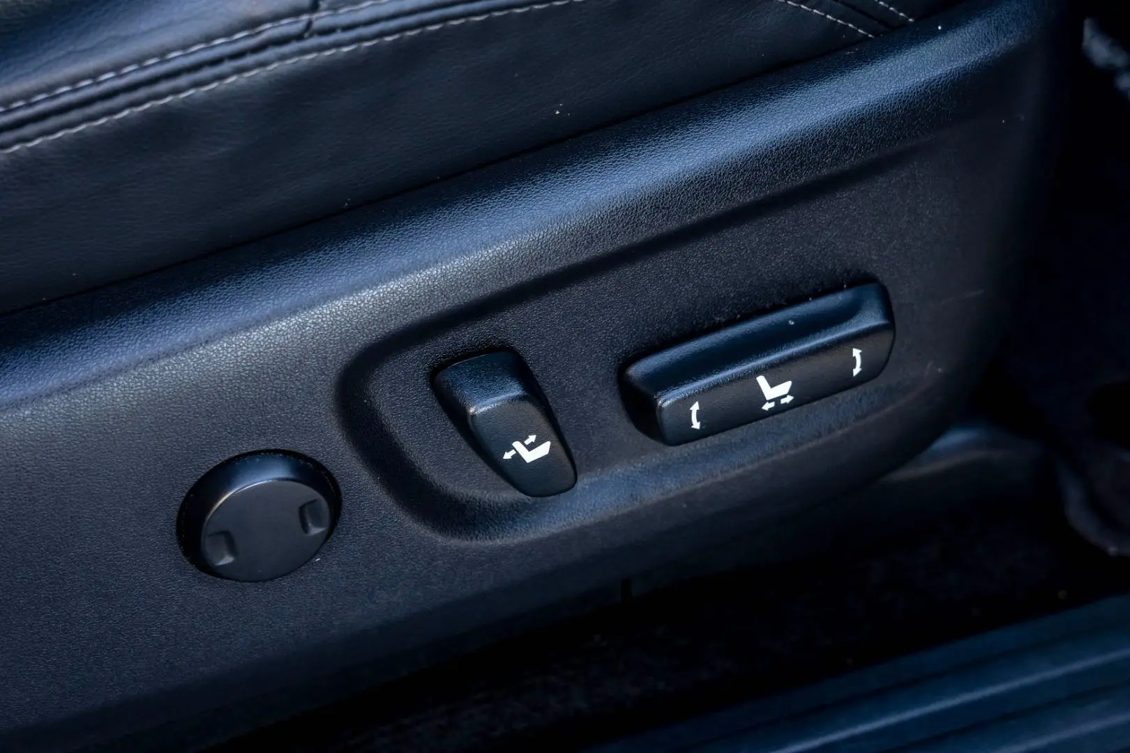 2022 Toyota Landcruiser Prado Gallery Image 18