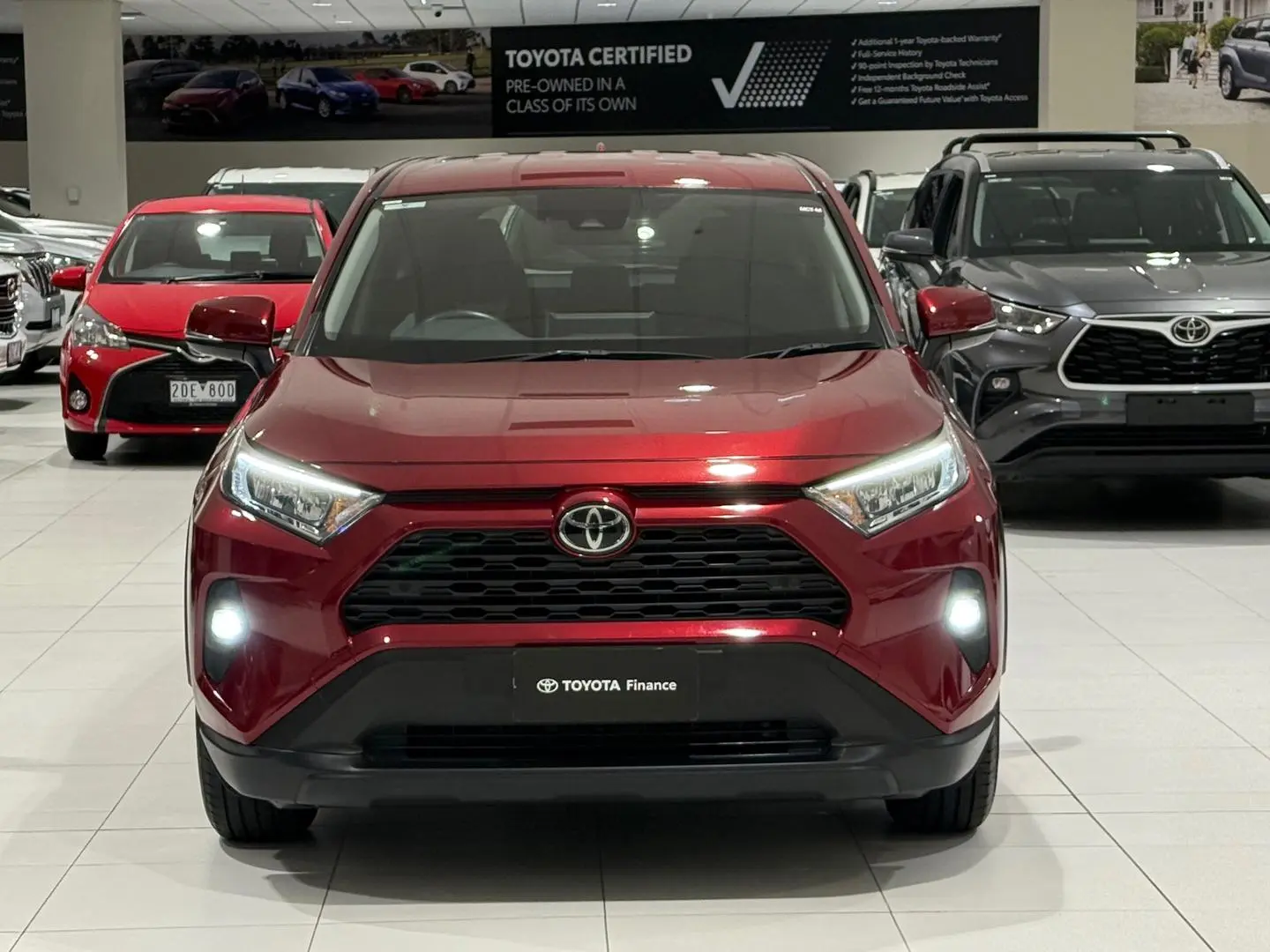 2023 Toyota RAV4 Gallery Image 4