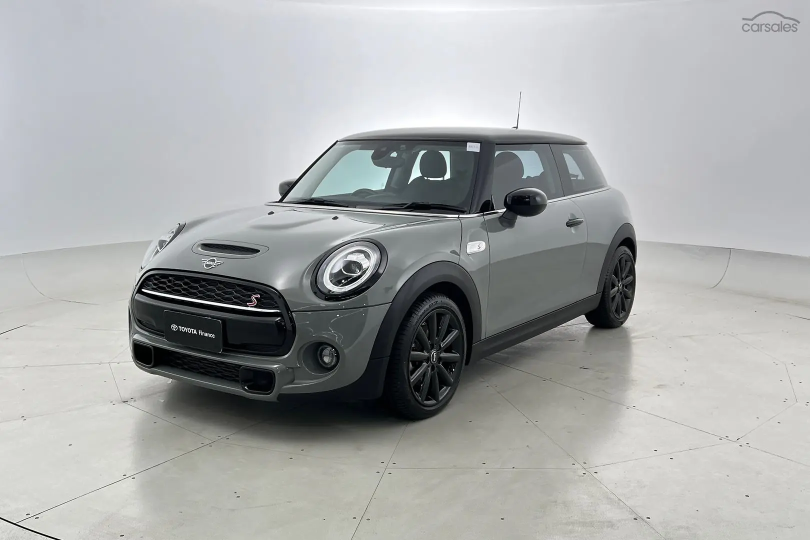 2020 MINI Hatch Image 8