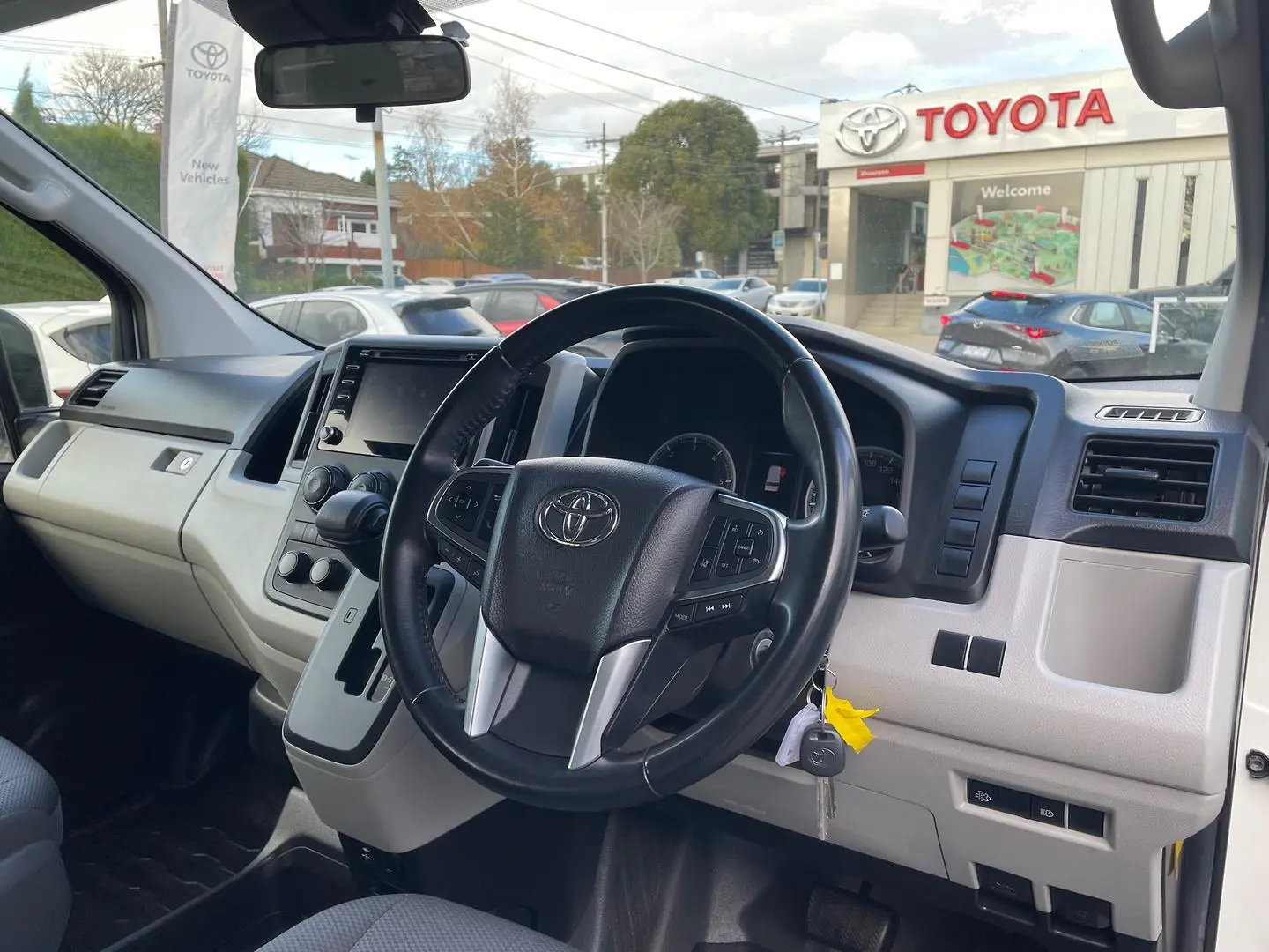 2019 Toyota Hiace Gallery Image 14