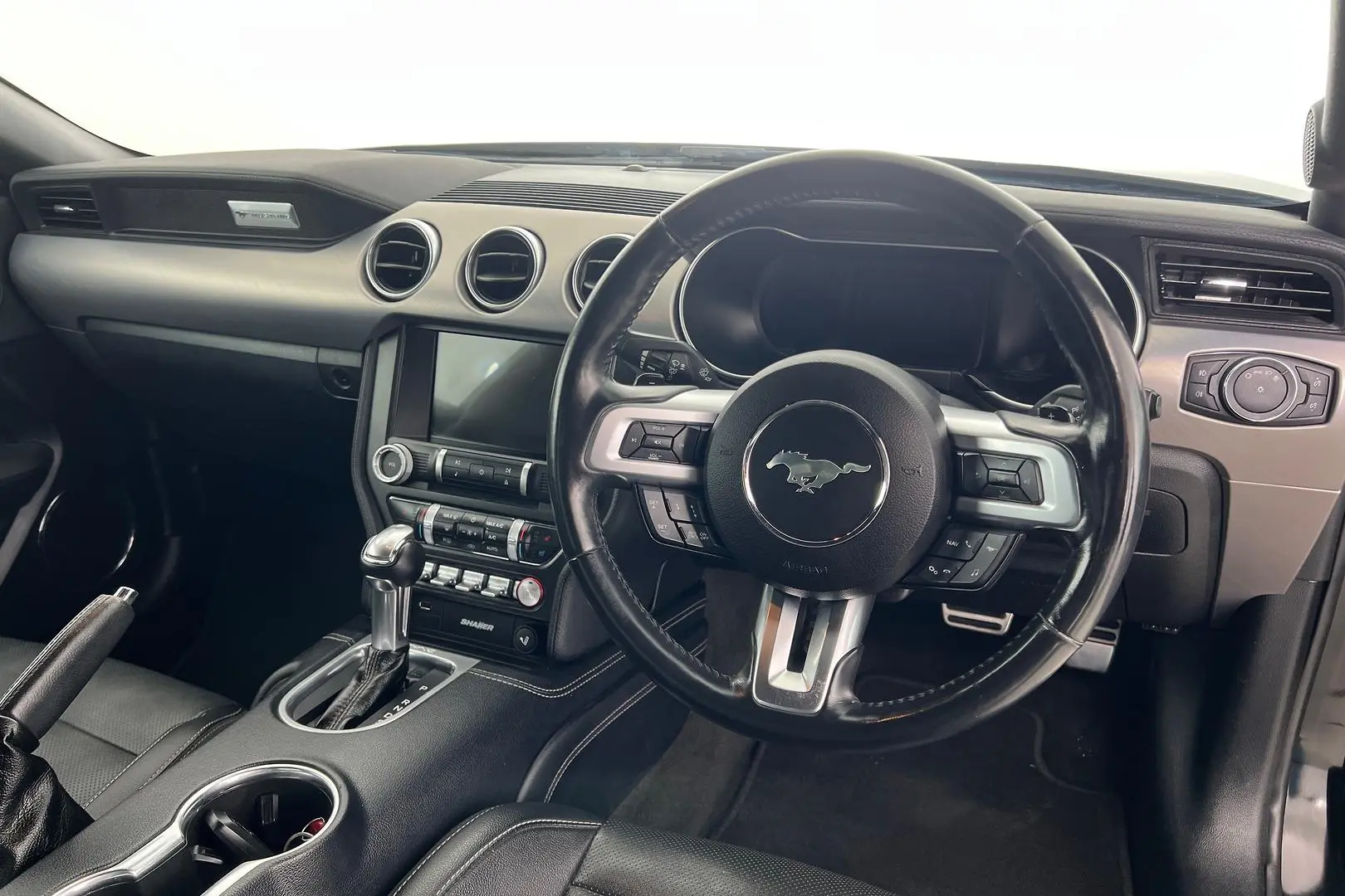 2018 Ford Mustang Gallery Image 3