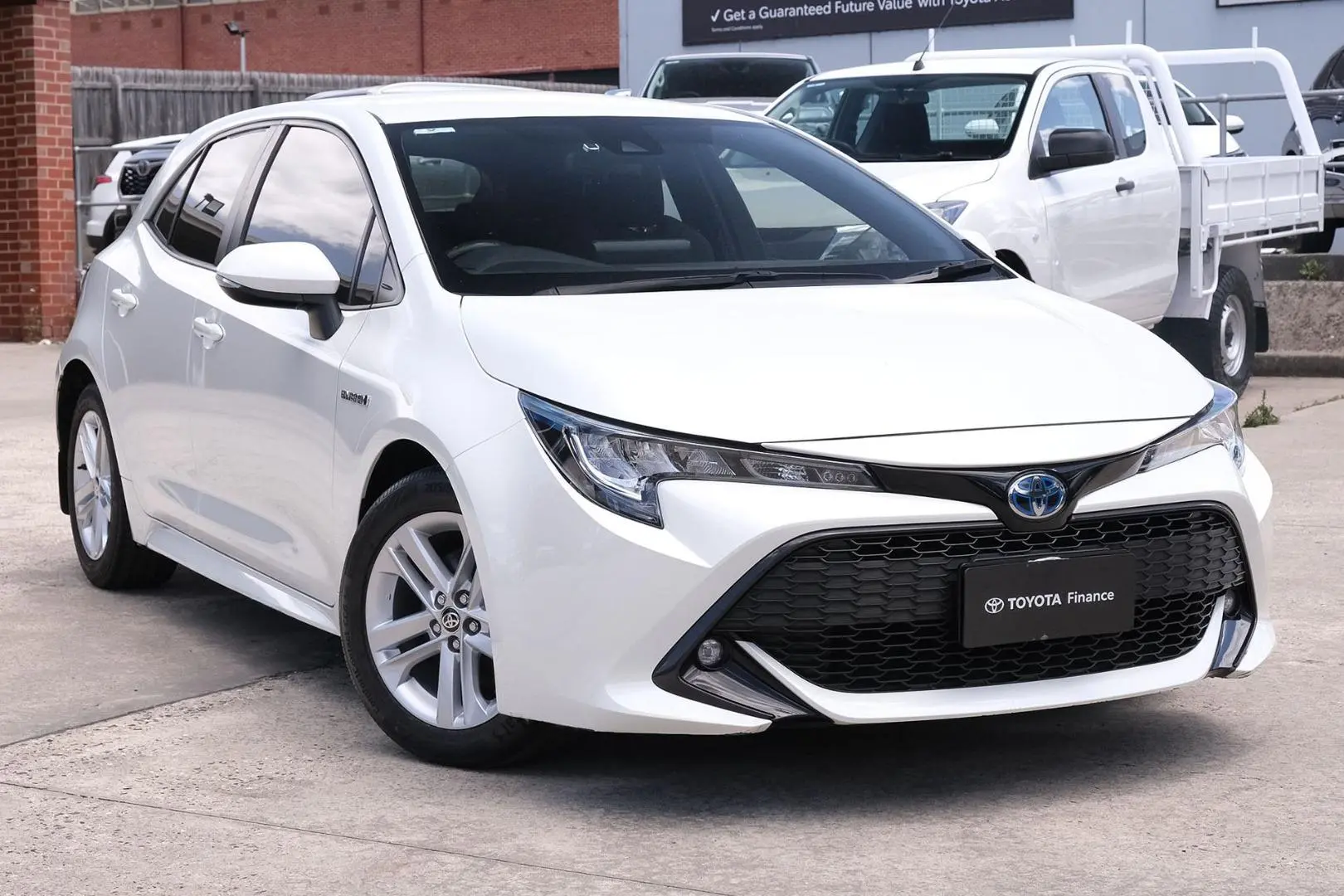 2018 Toyota Corolla Gallery Image 1