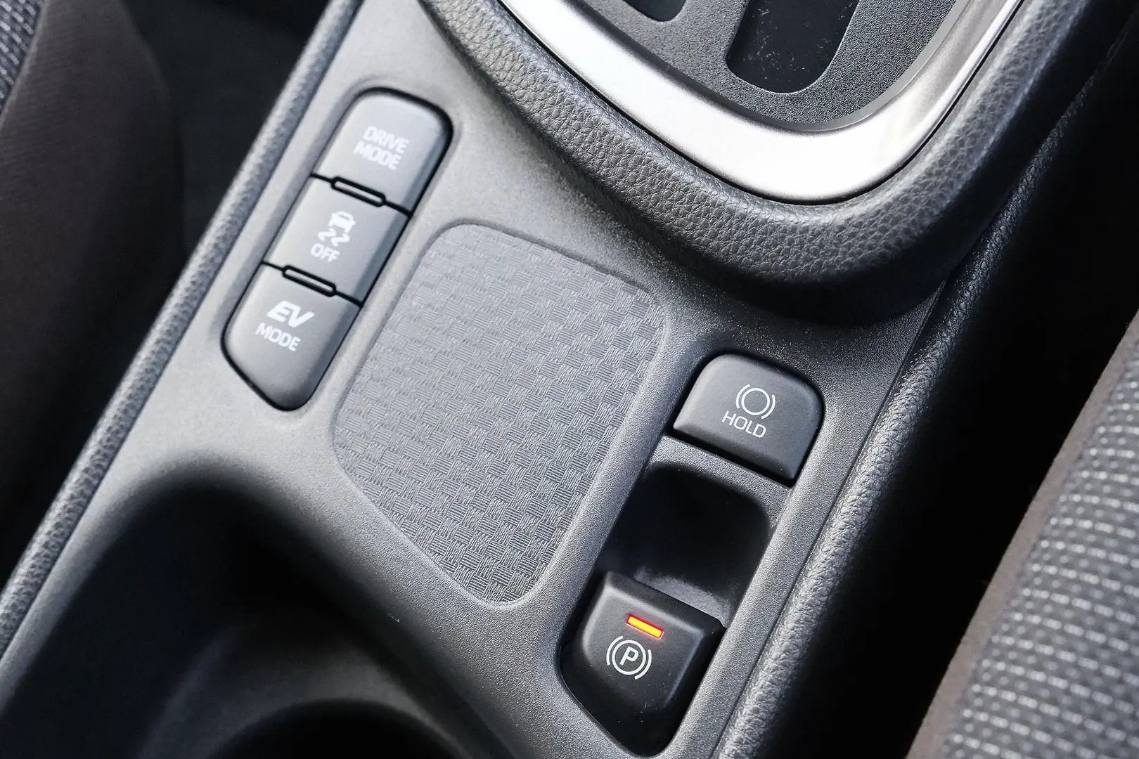 2024 Toyota Yaris Cross Gallery Image 18