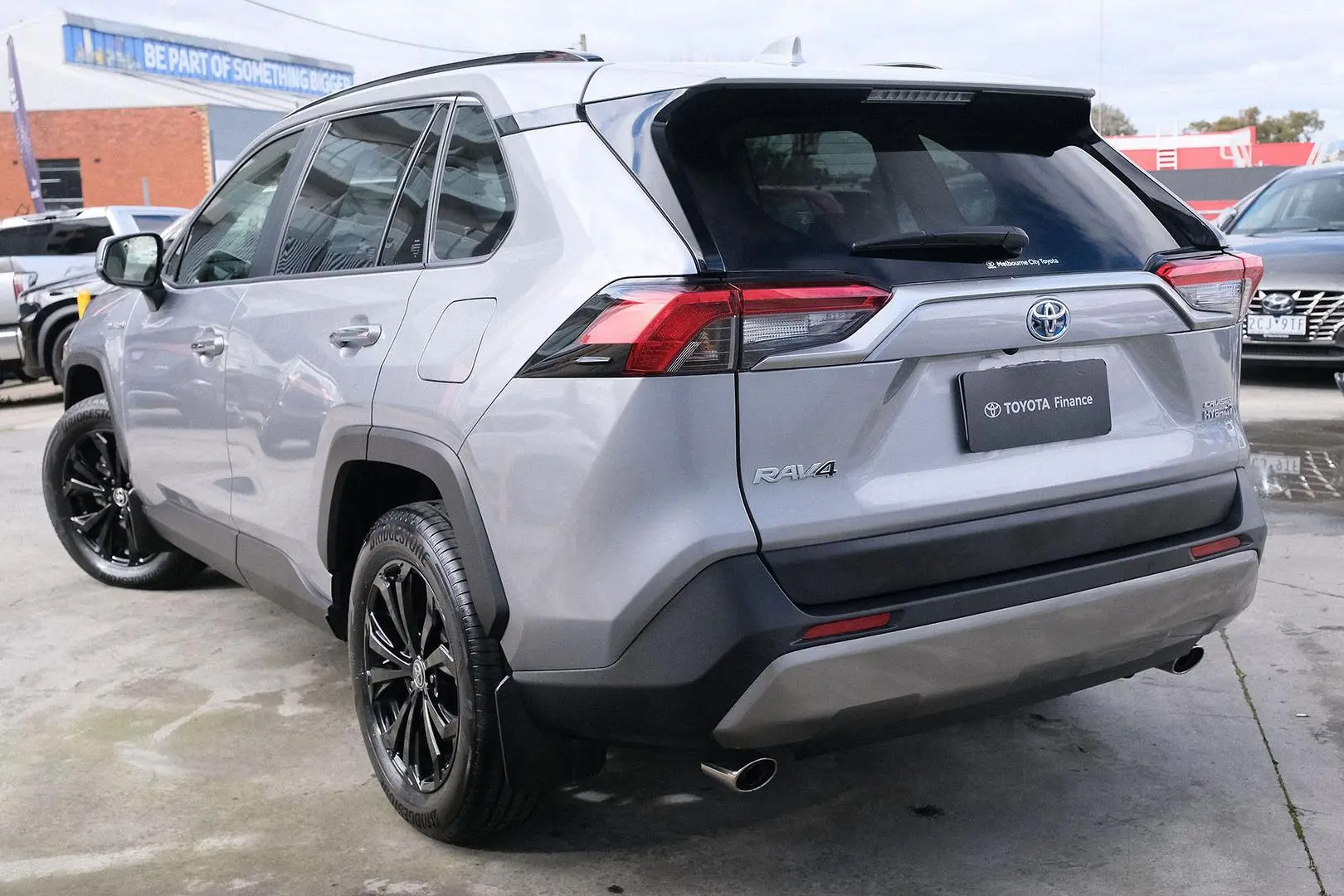 2024 Toyota RAV4 Gallery Image 2