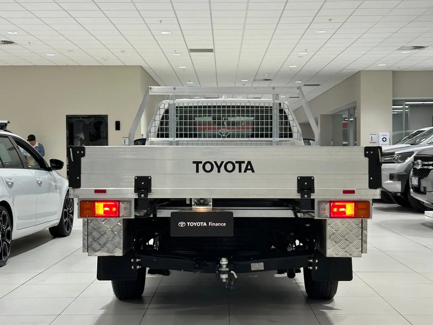 2024 Toyota Hilux Gallery Image 9