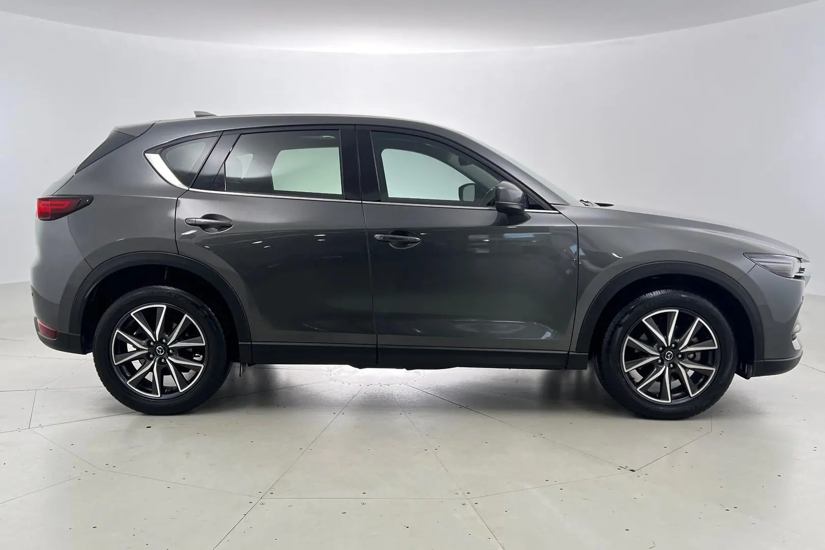 2018 Mazda CX-5 Gallery Image 6