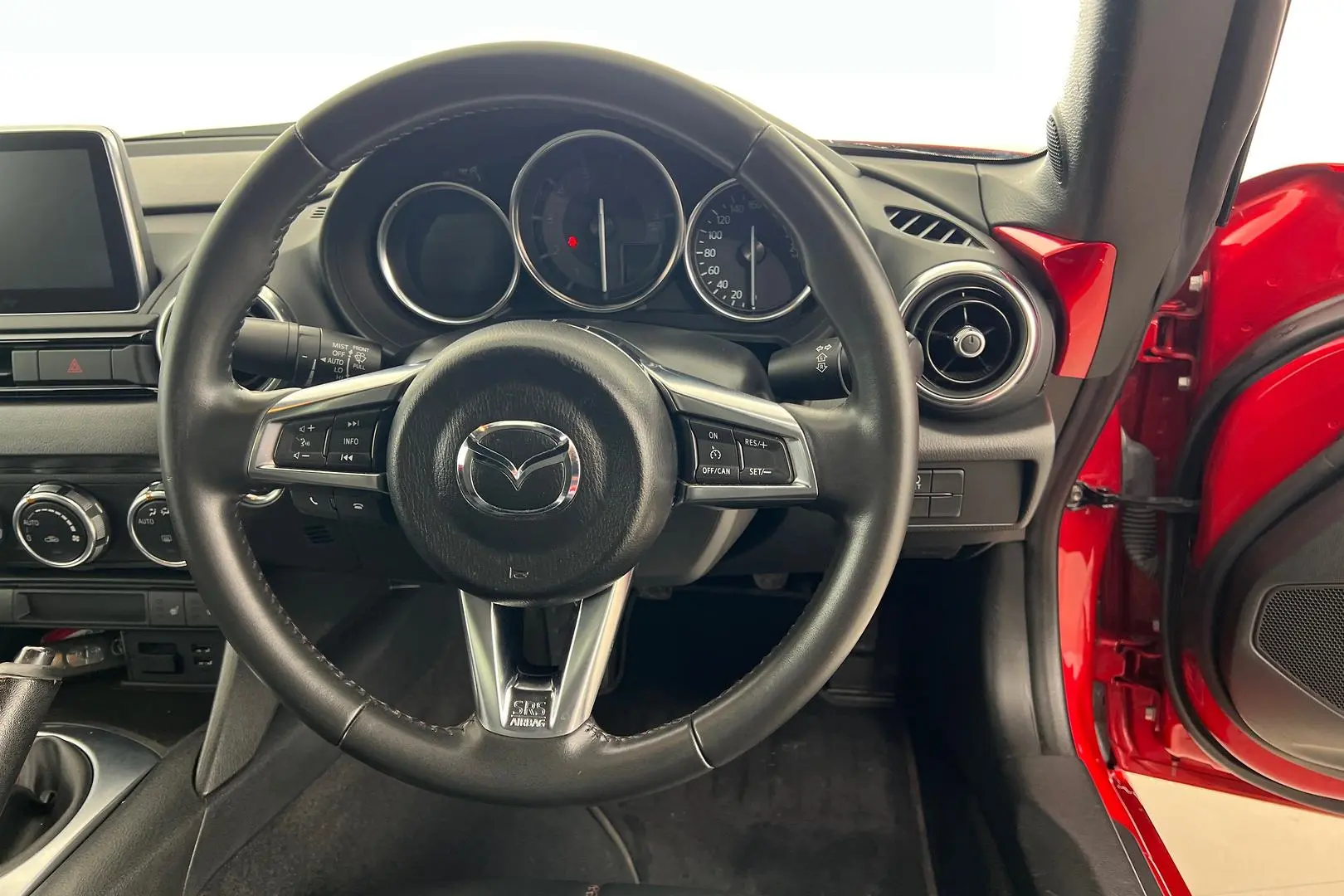 2017 Mazda MX-5 Gallery Image 16