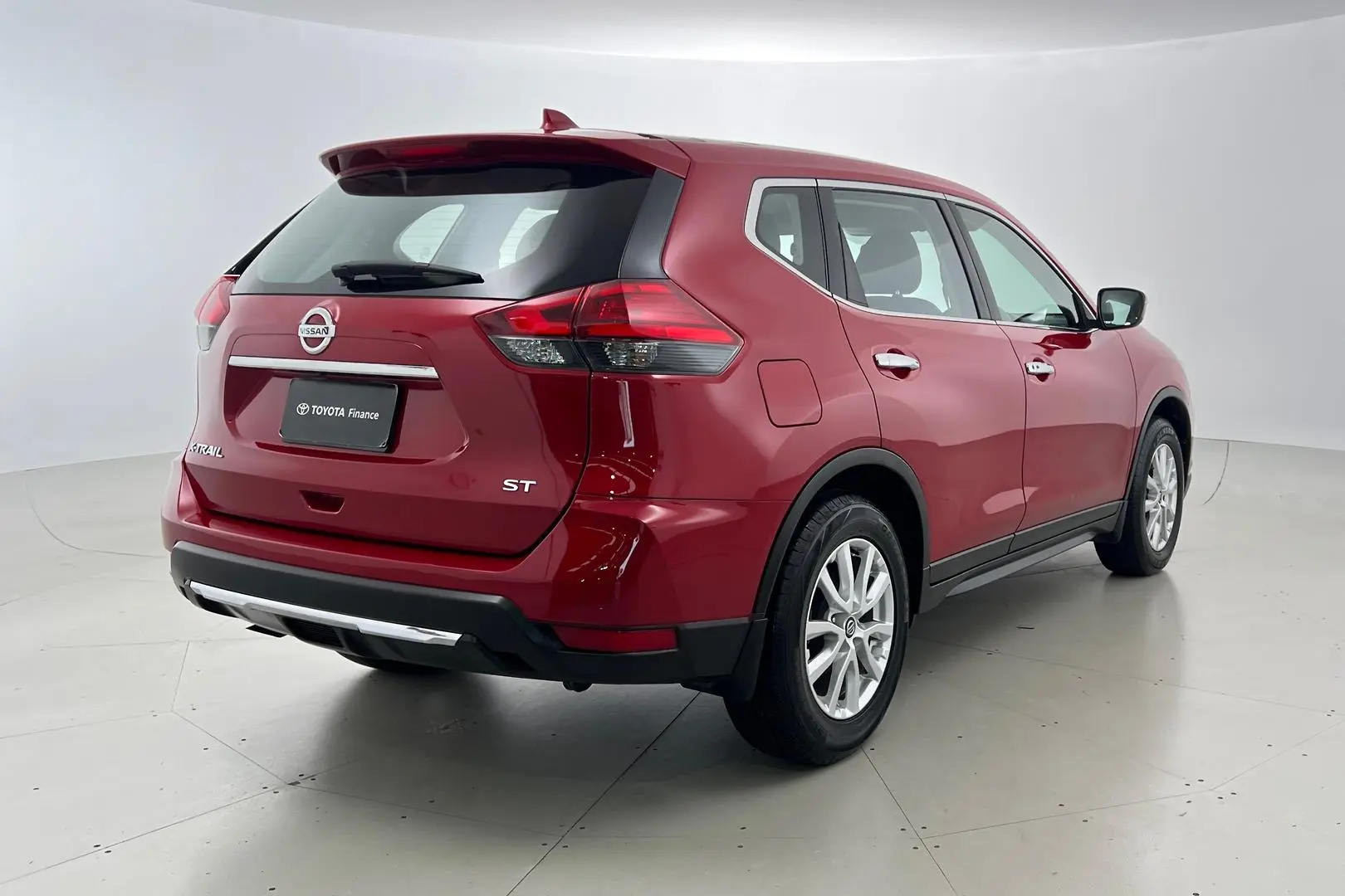 2019 Nissan X-TRAIL Gallery Image 4
