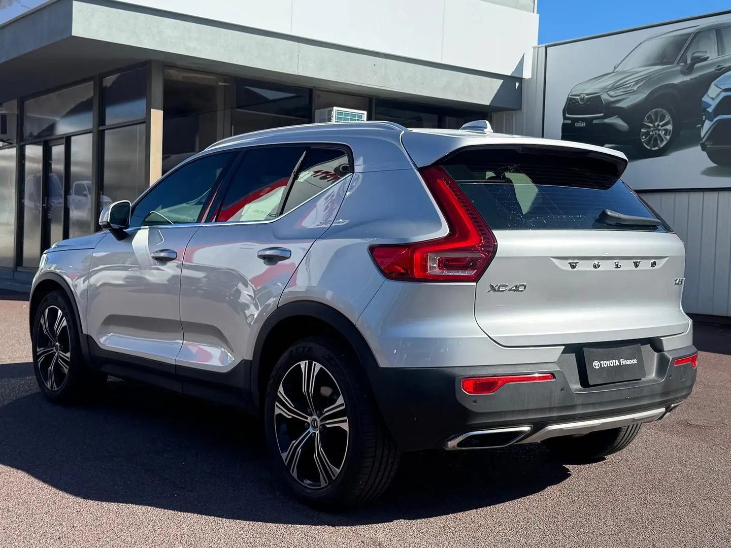 2018 Volvo XC40 Gallery Image 7