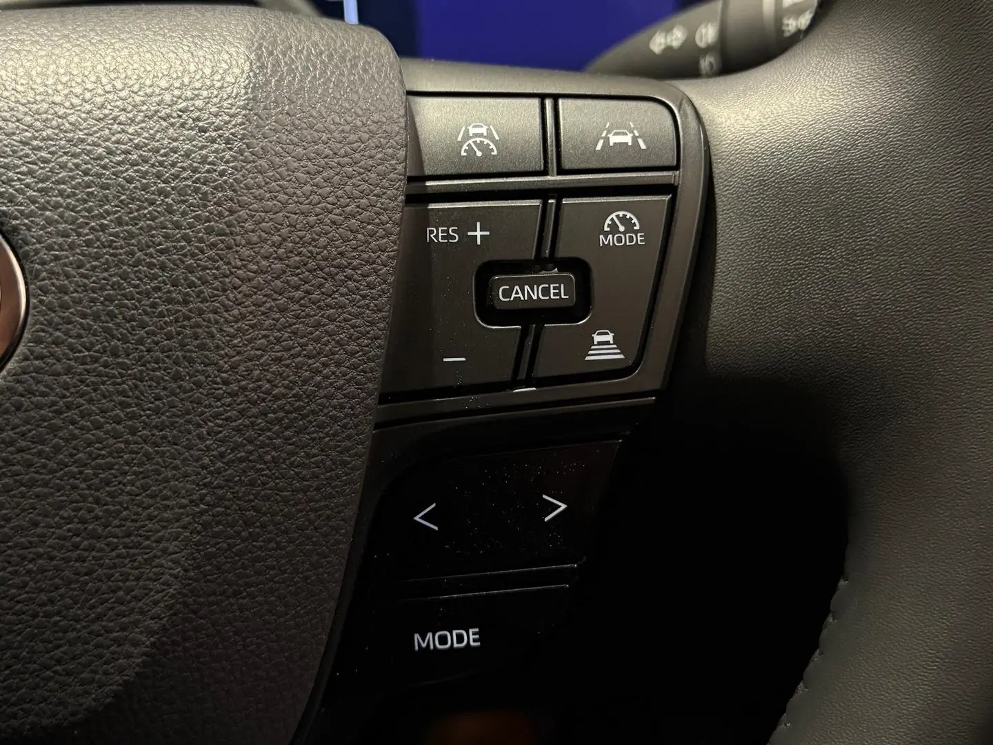 2024 Toyota C-HR Gallery Image 23