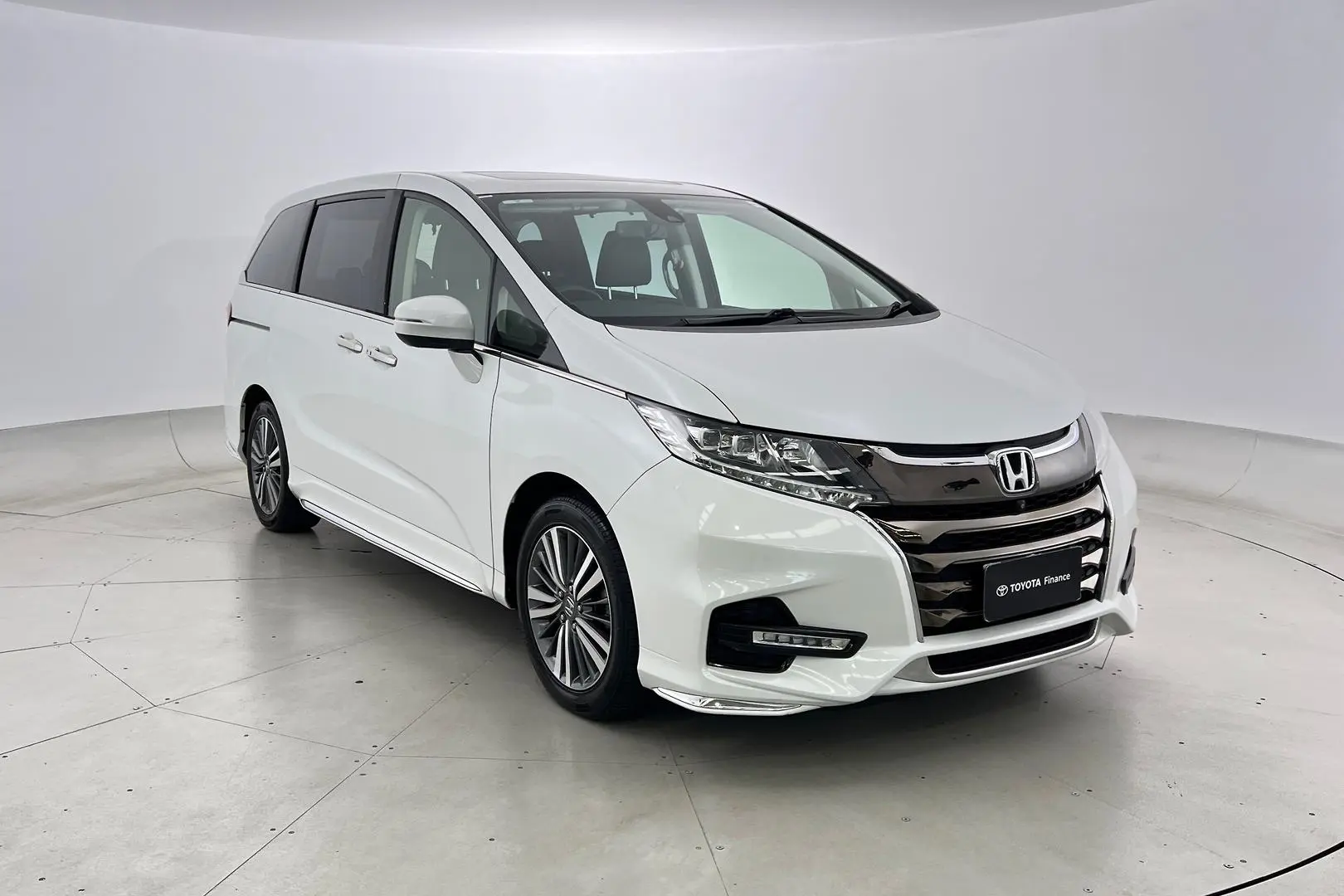 2019 Honda Odyssey Gallery Image 1