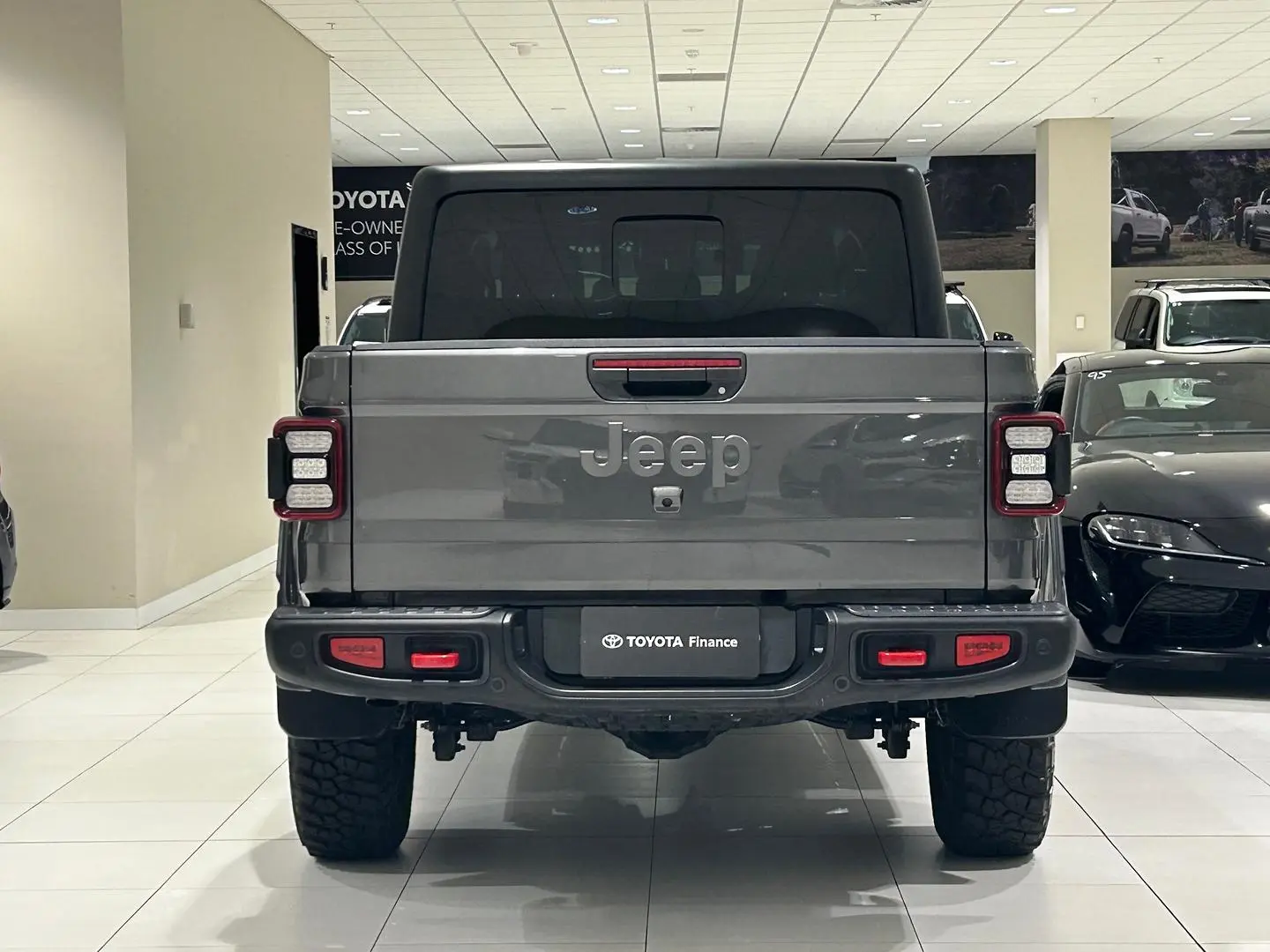 2020 Jeep Gladiator Gallery Image 9