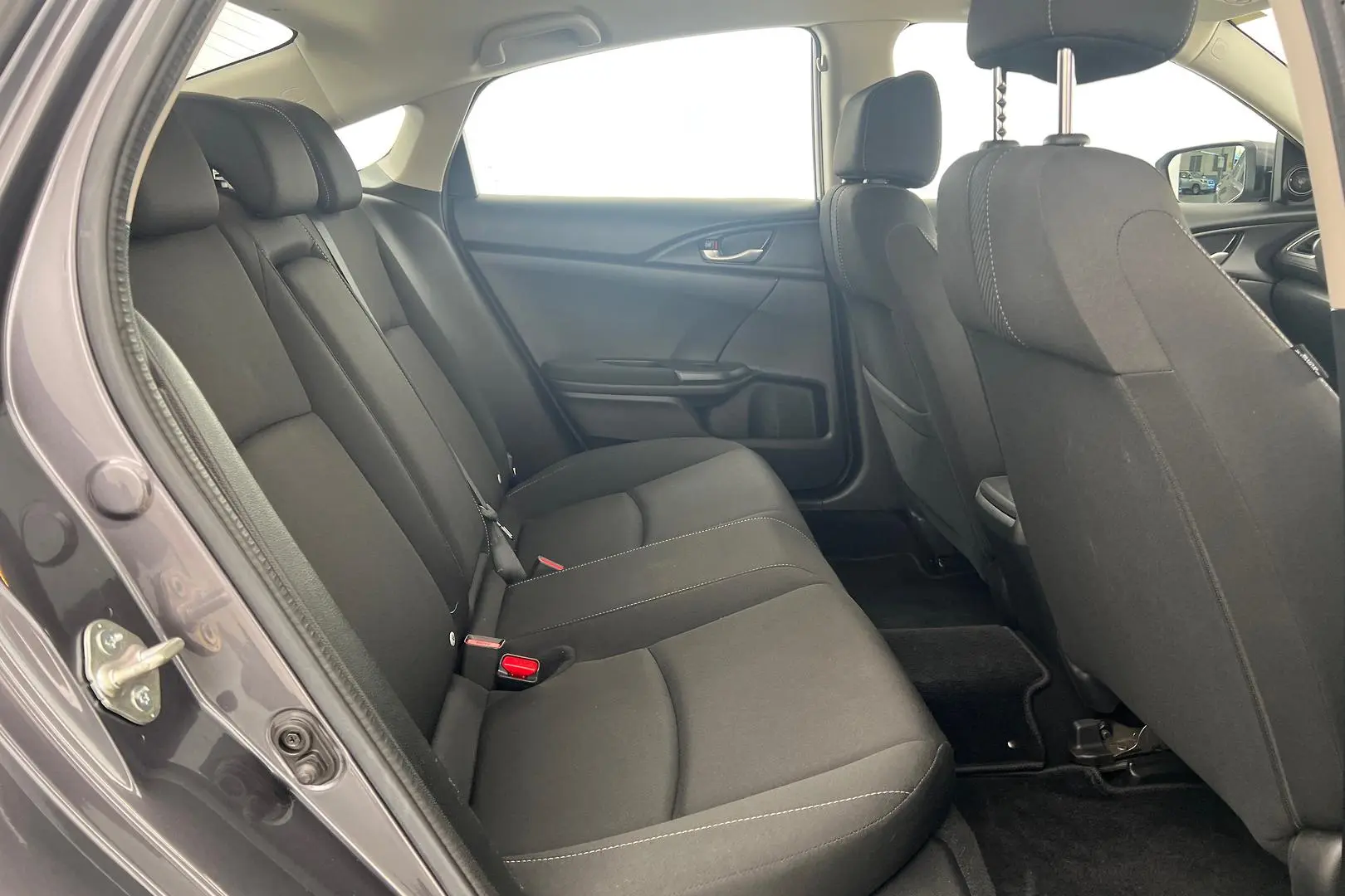 2018 Honda Civic Gallery Image 19