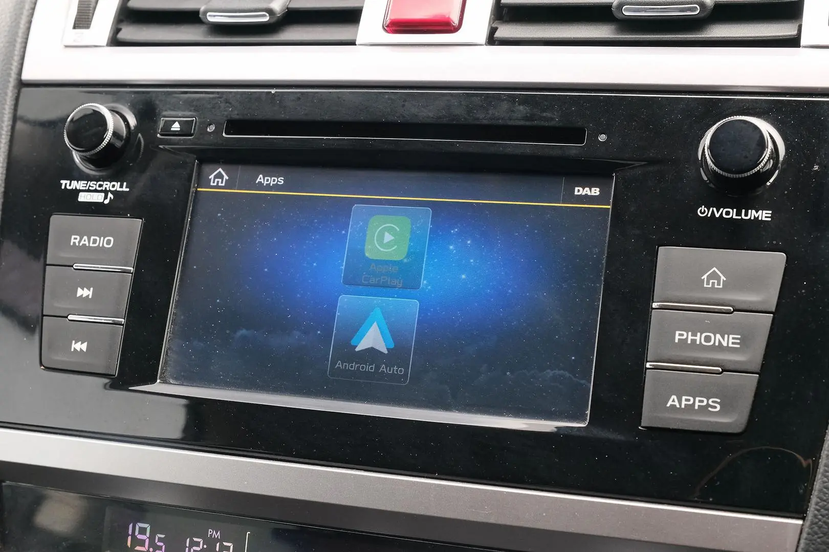 2020 Subaru Outback Gallery Image 9