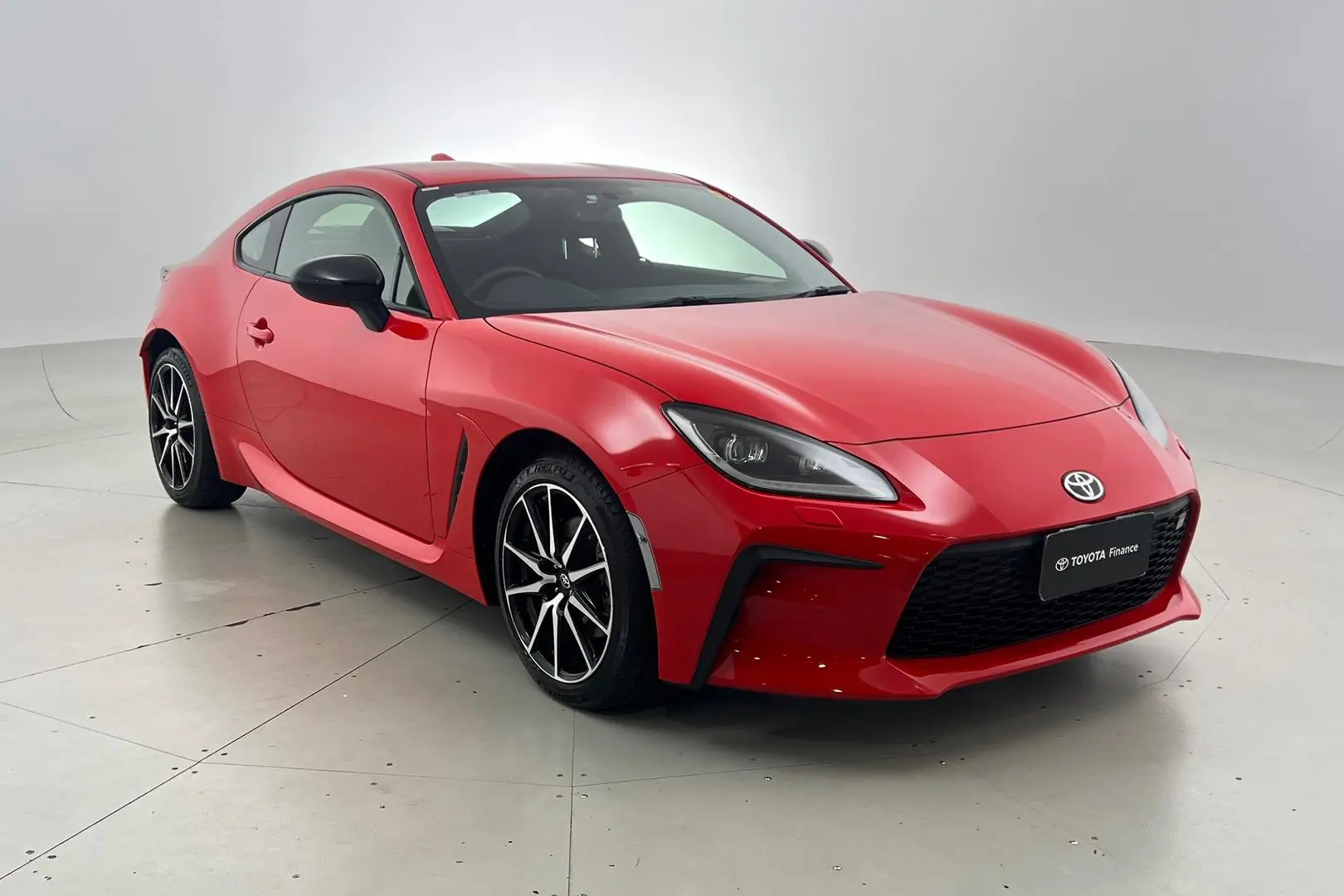 2024 Toyota GR86 Gallery Image 1
