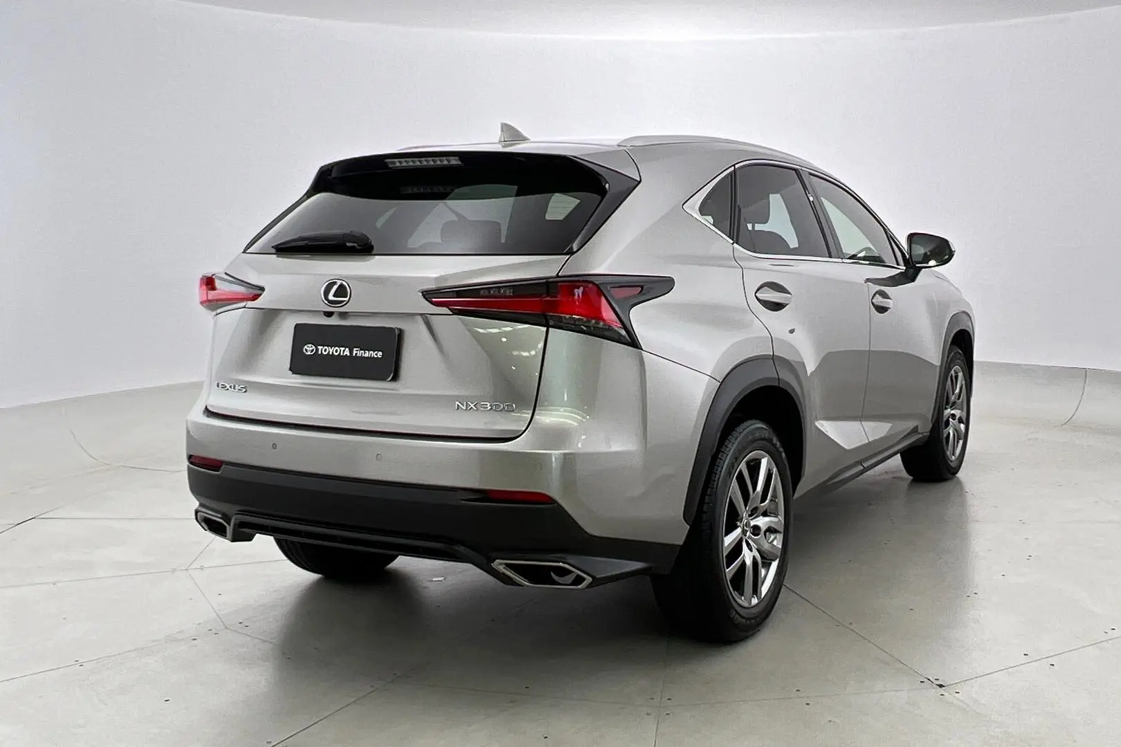 2021 Lexus Nx Gallery Image 5