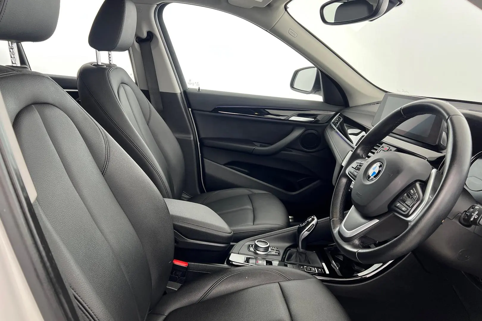 2021 BMW X1 Gallery Image 13