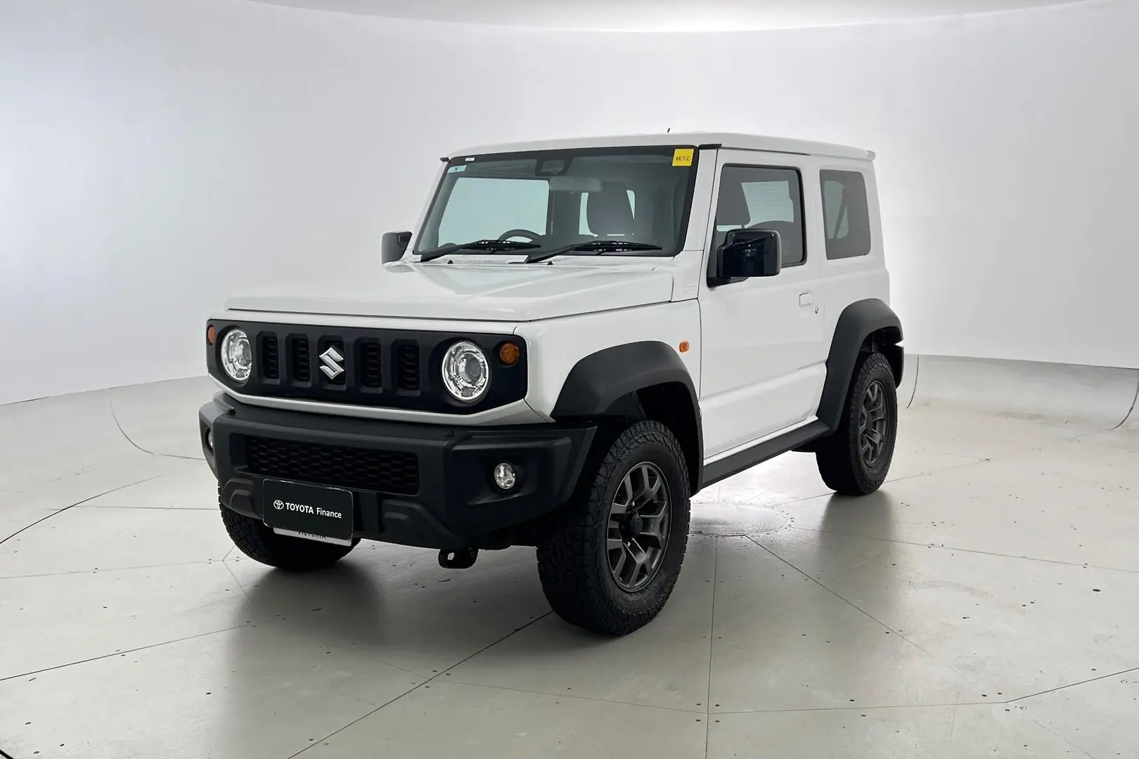 2021 Suzuki Jimny Gallery Image 9