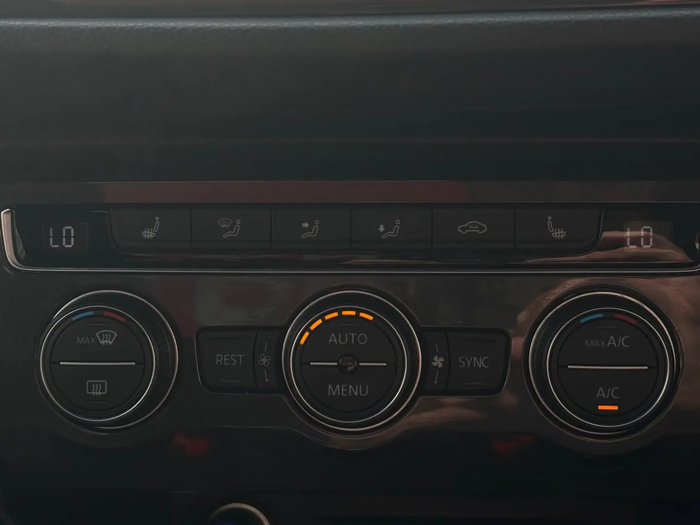 2019 Volkswagen Tiguan Gallery Image 19