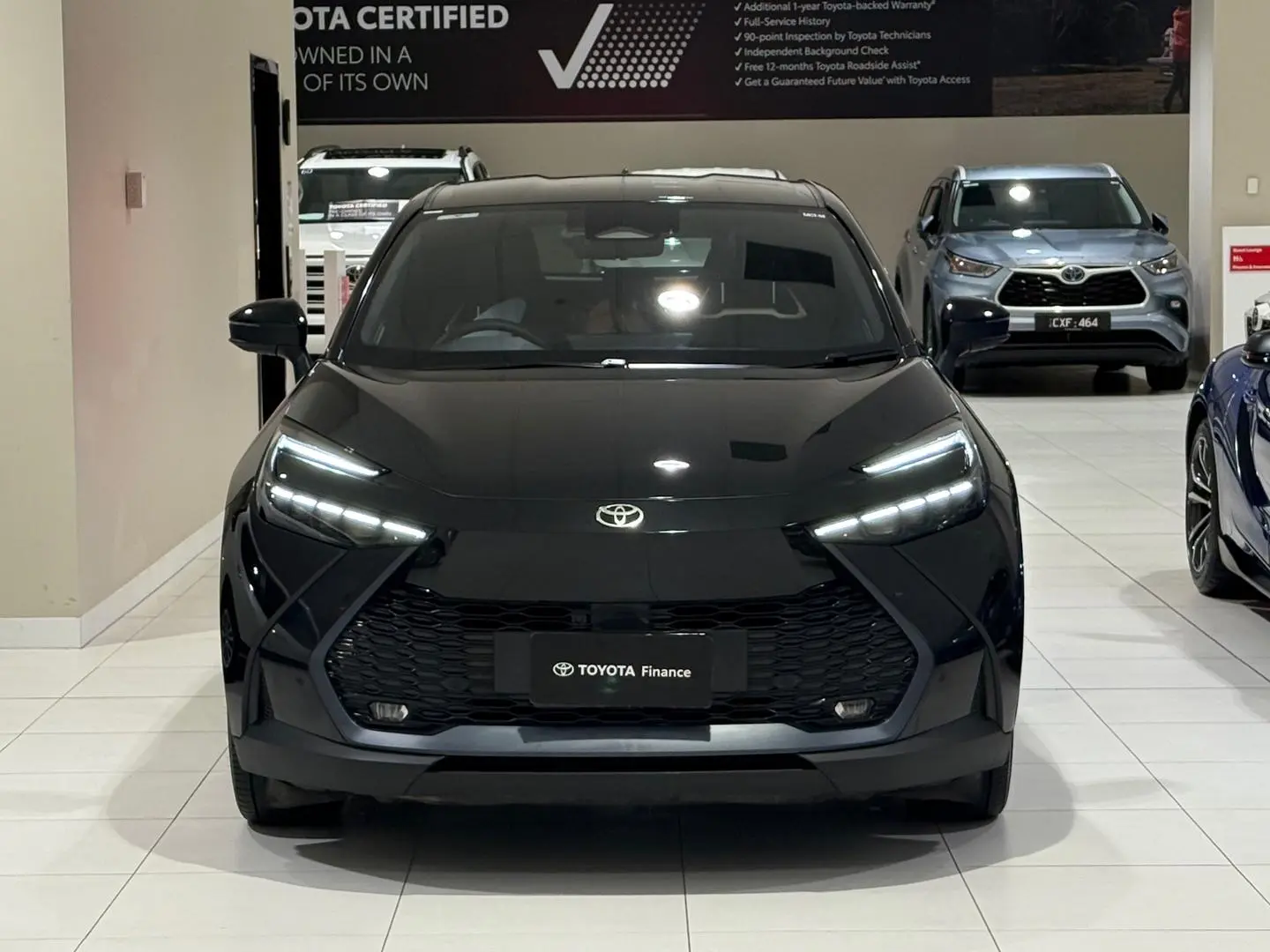 2024 Toyota C-HR Gallery Image 4