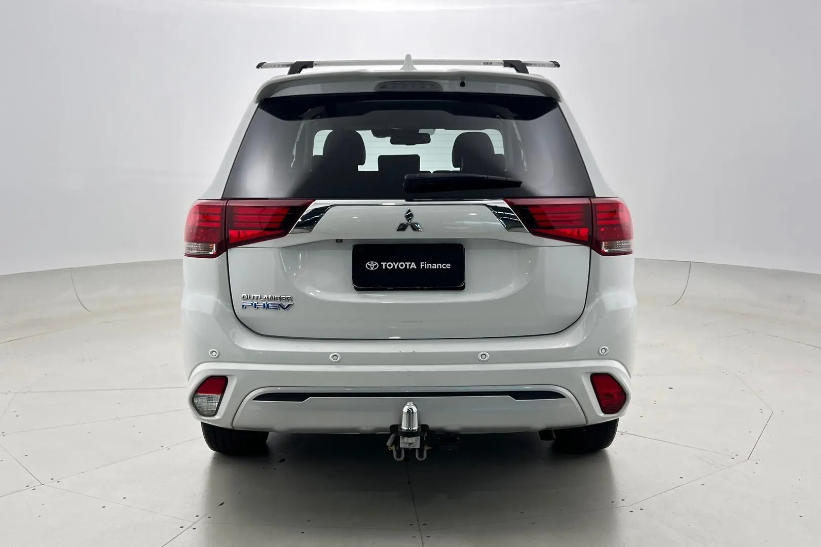 2018 Mitsubishi Outlander Gallery Image 6