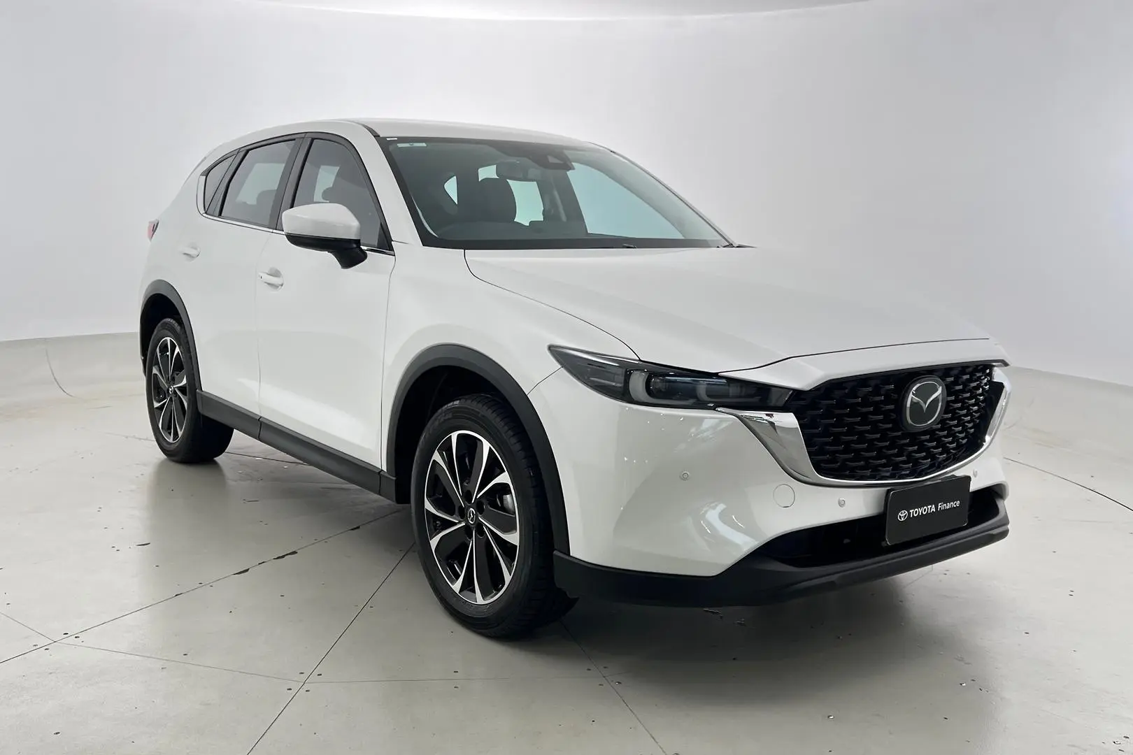2024 Mazda CX-5 Gallery Image 1