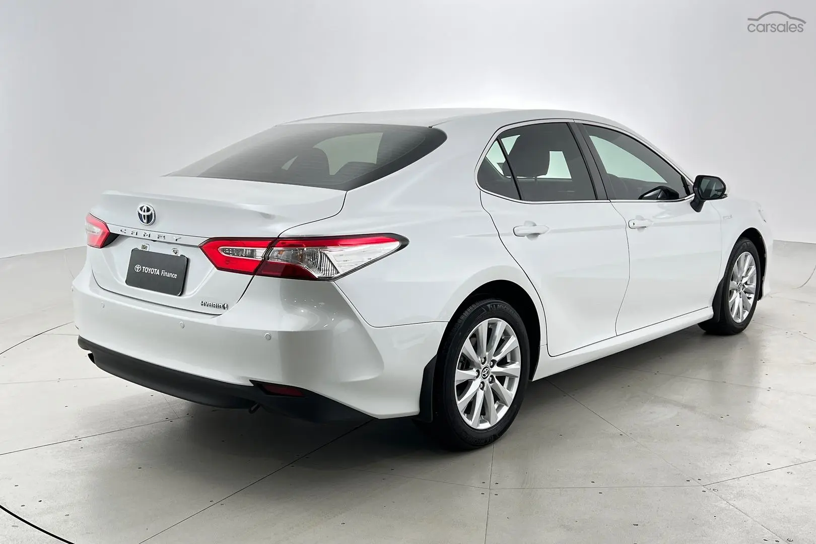 2020 Toyota Camry Image 8