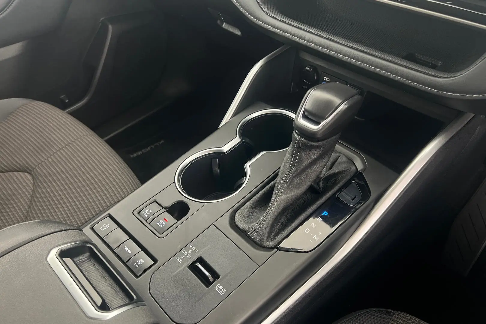 2022 Toyota Kluger Gallery Image 14