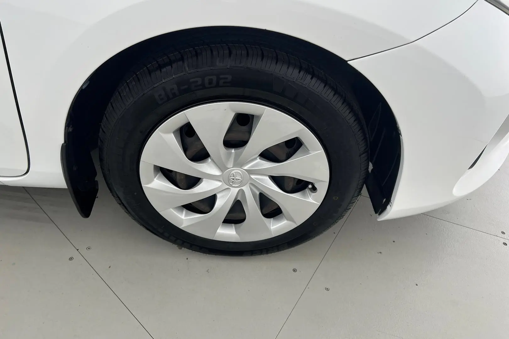 2014 Toyota Corolla Gallery Image 23